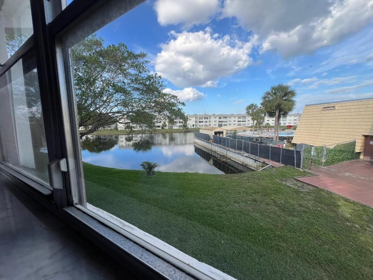 8200 Sunrise Lakes Boulevard 212, Sunrise, FL 33322 — photo 16 of 19