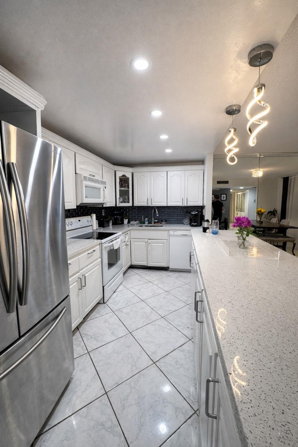 20441 NE 30th Avenue 218-9, Miami, FL 33180 — photo 5 of 18