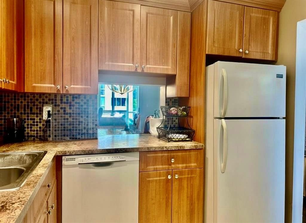 5985 Del Lago Circle 223, Sunrise, FL 33313 — photo 14 of 24