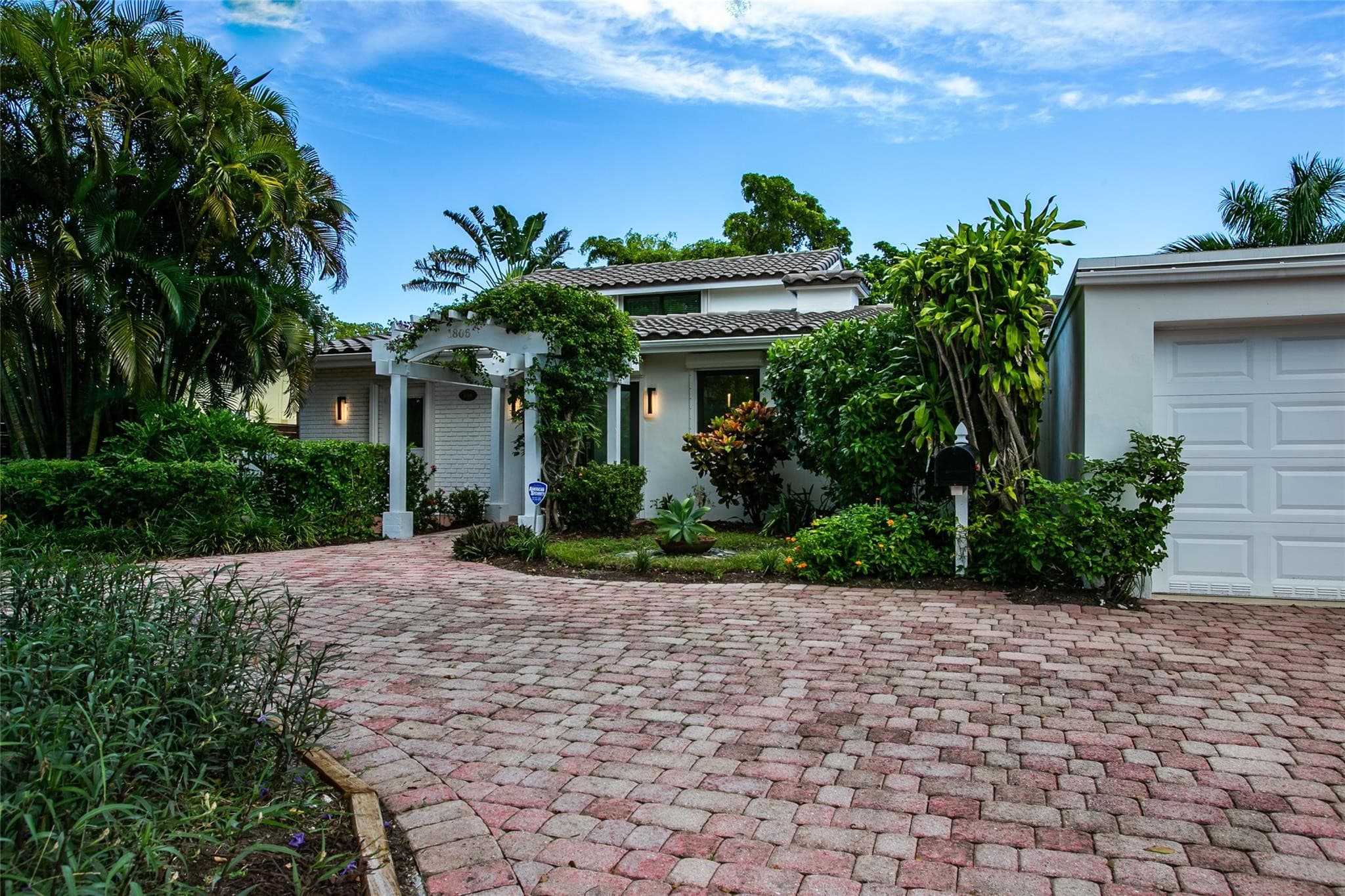 1806 NE 22nd Terrace, Fort Lauderdale, FL 33305 — photo 2 of 51