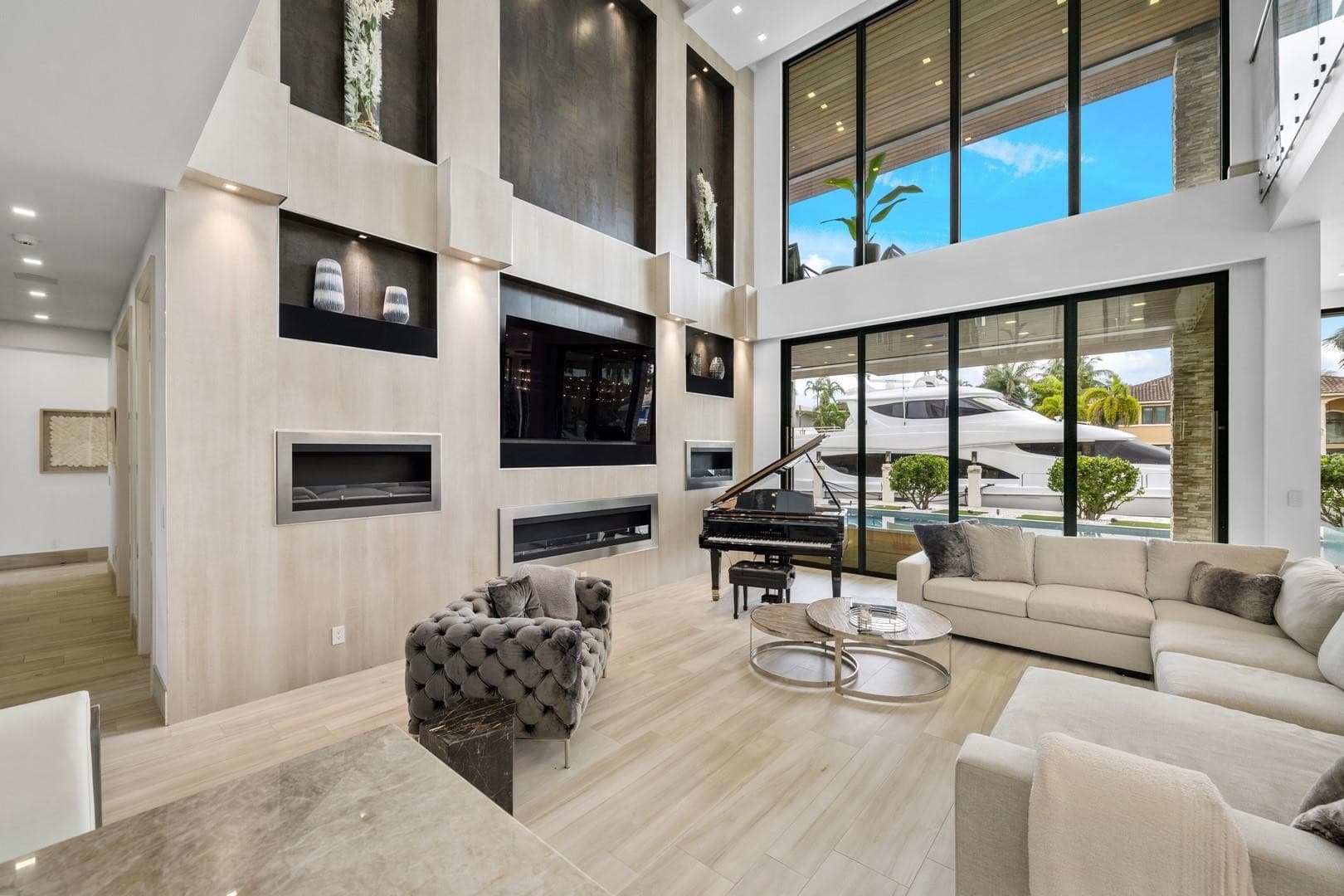 2437 Delmar Place, Fort Lauderdale, FL 33301 — photo 33 of 100