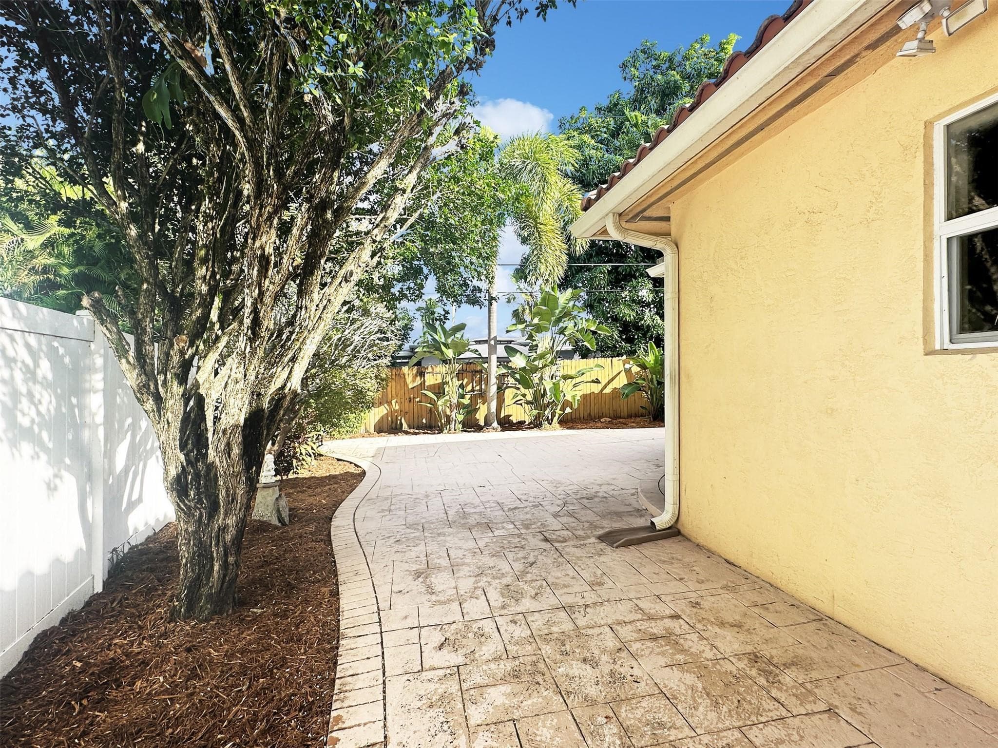 2936 NW 9th Terrace, Wilton Manors, FL 33311 — photo 16 of 70