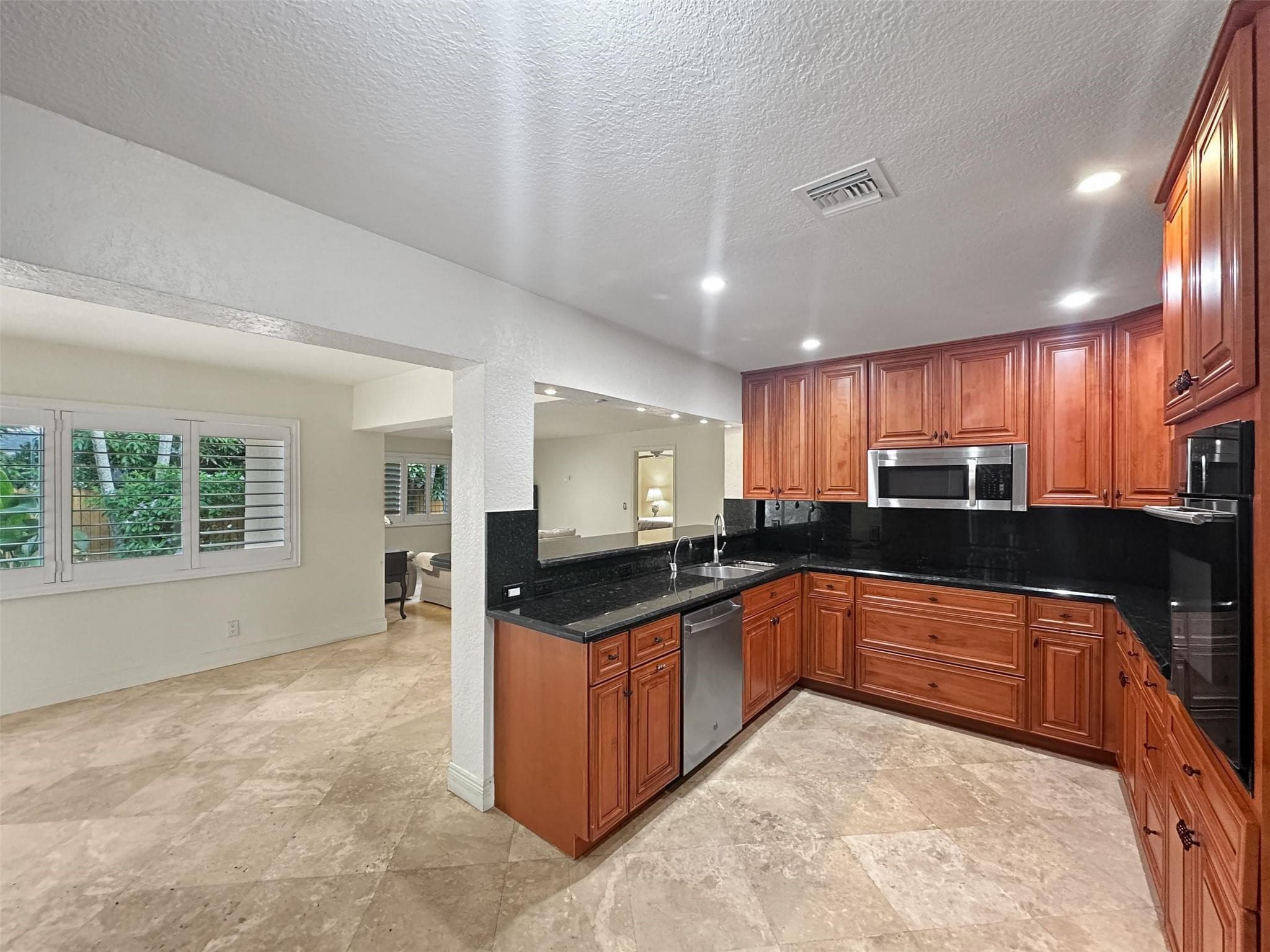 2936 NW 9th Terrace, Wilton Manors, FL 33311 — photo 27 of 70