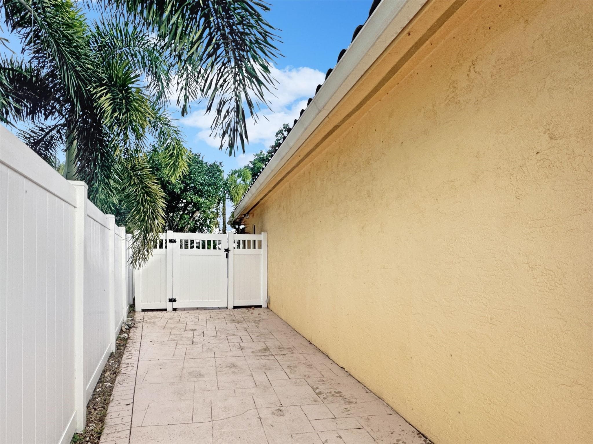 2936 NW 9th Terrace, Wilton Manors, FL 33311 — photo 64 of 70
