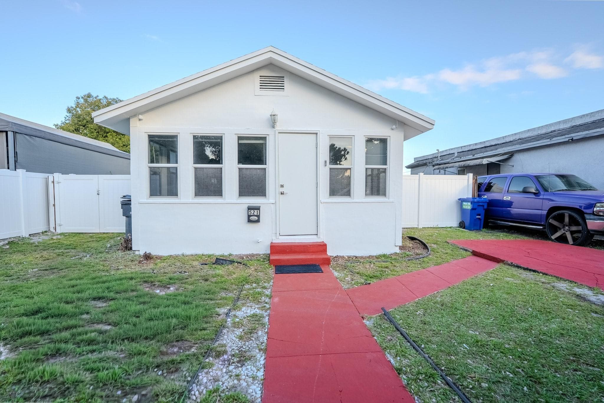 521 S 24th Avenue, Hollywood, FL 33020 — photo 2 of 18