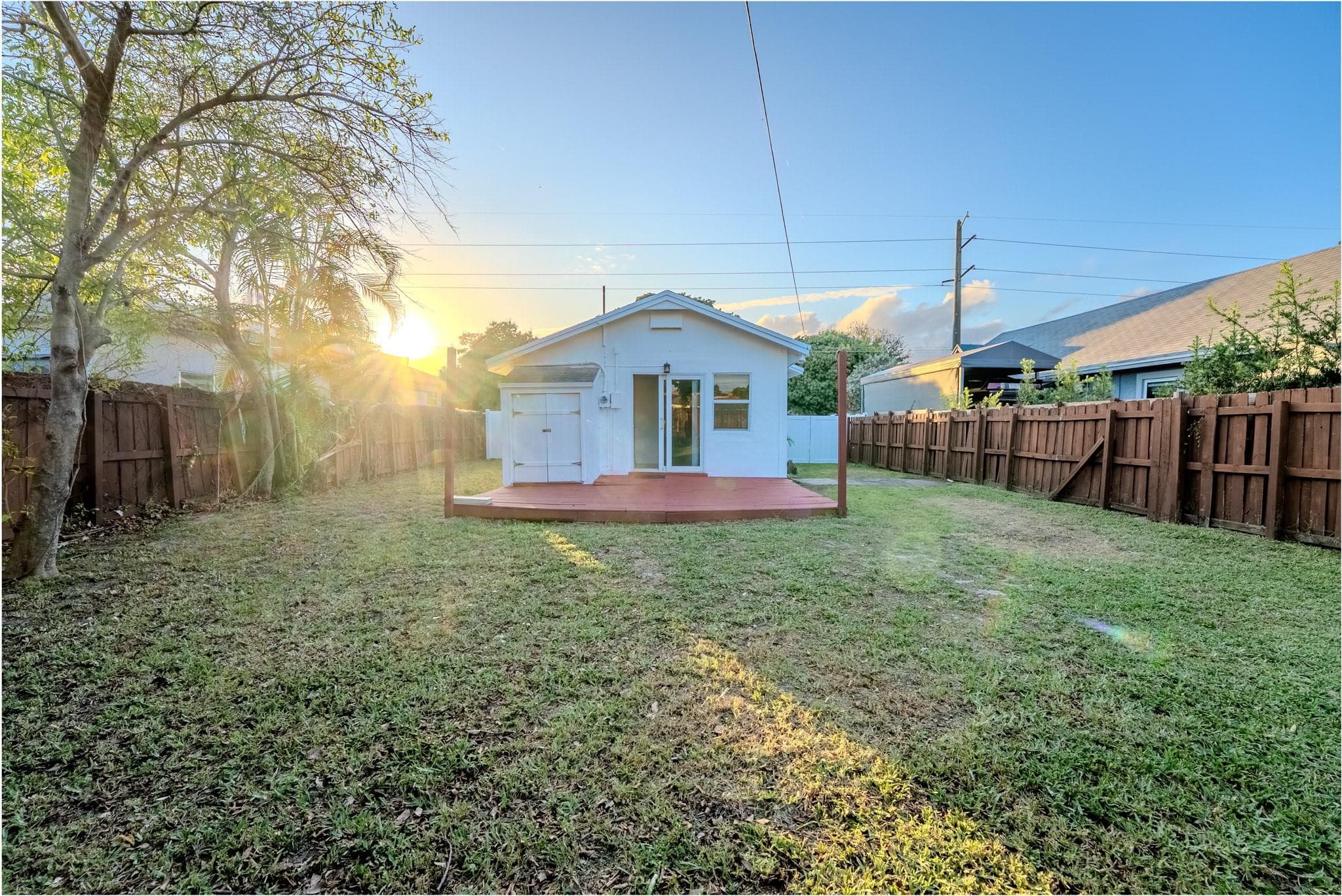 521 S 24th Avenue, Hollywood, FL 33020 — photo 3 of 18