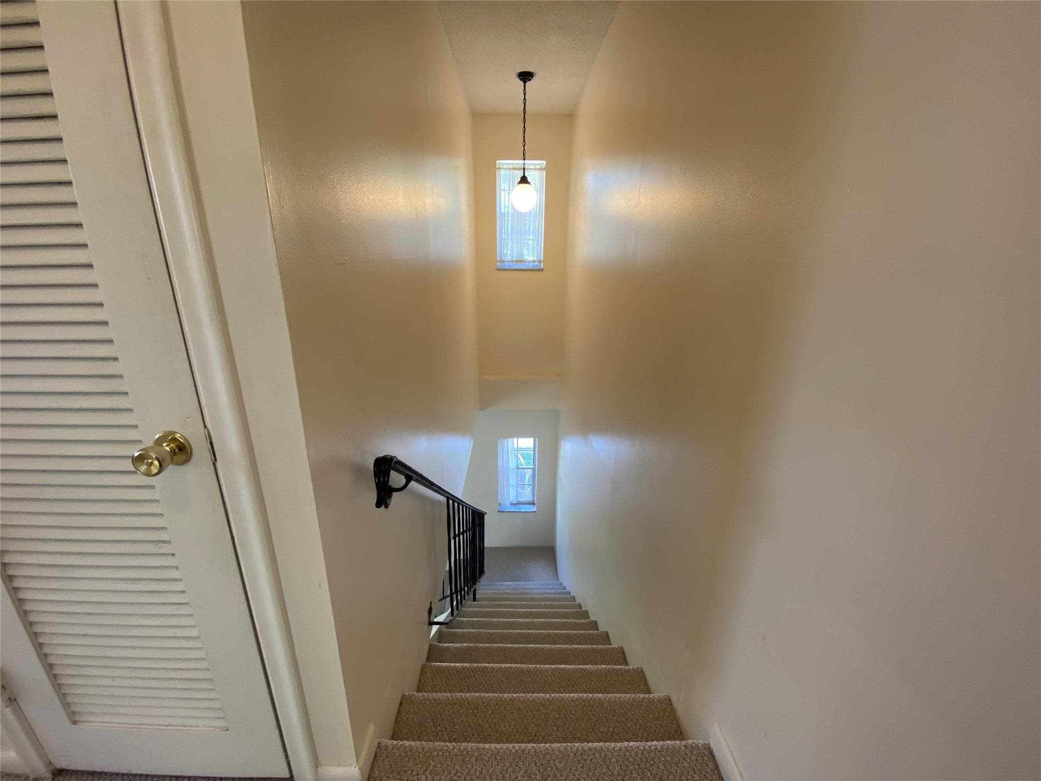 310 SW 11th Court, Fort Lauderdale, FL 33315 — photo 7 of 12