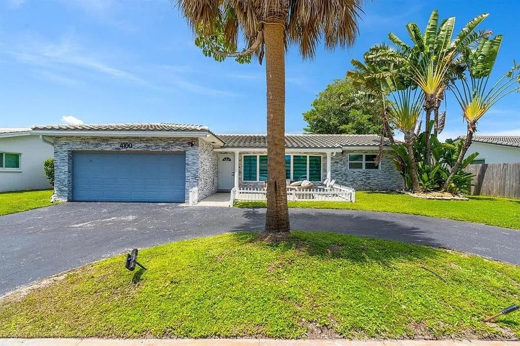 4100 N 36th Avenue, Hollywood, FL 33021 — photo 1 of 13