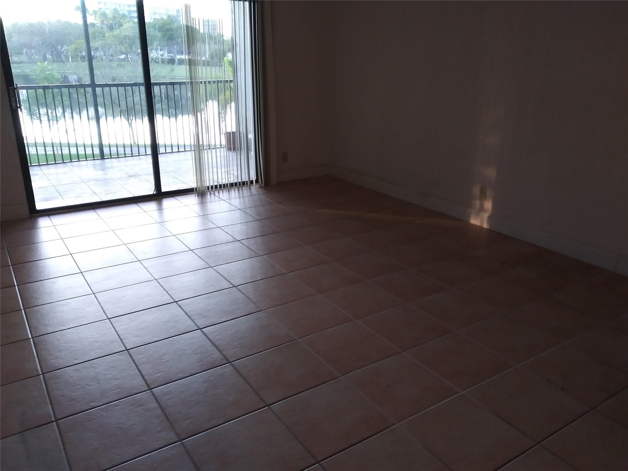 2112 S Cypress Bend Drive 207, Pompano Beach, FL 33069 — photo 9 of 11