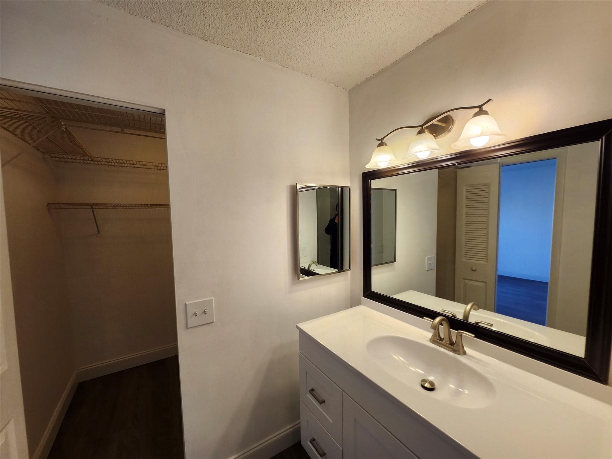 9421 NW 15th Street 234, Pembroke Pines, FL 33024 — photo 17 of 30