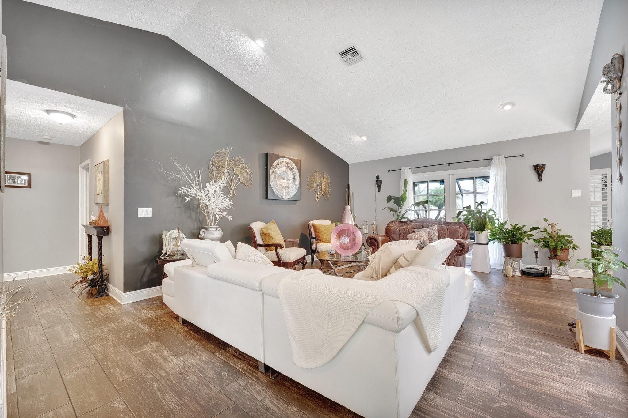 1221 SW 59th Avenue, Plantation, FL 33317 — photo 3 of 30