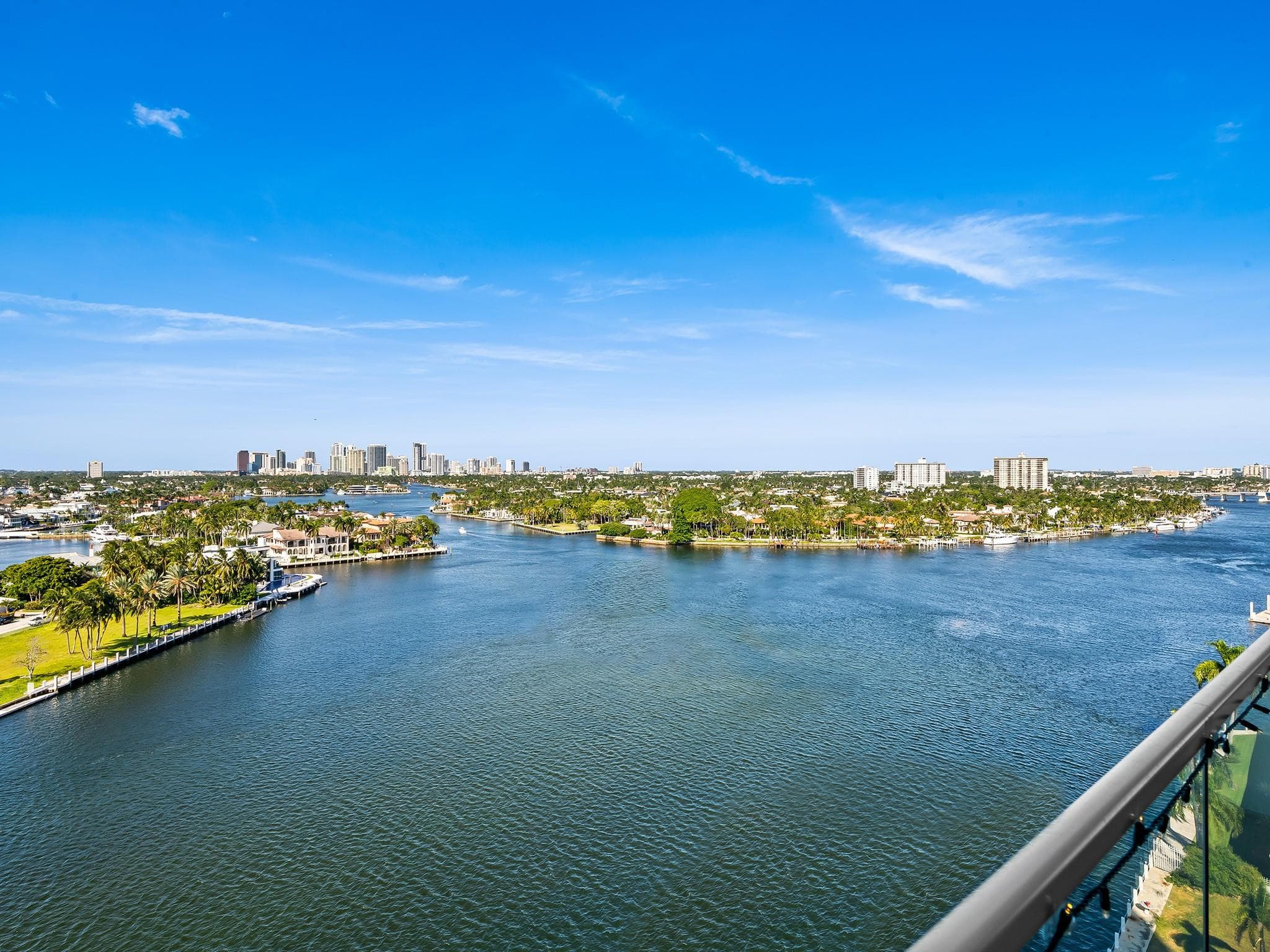 3055 Harbor Drive 1402, Fort Lauderdale, FL 33316 — photo 3 of 40
