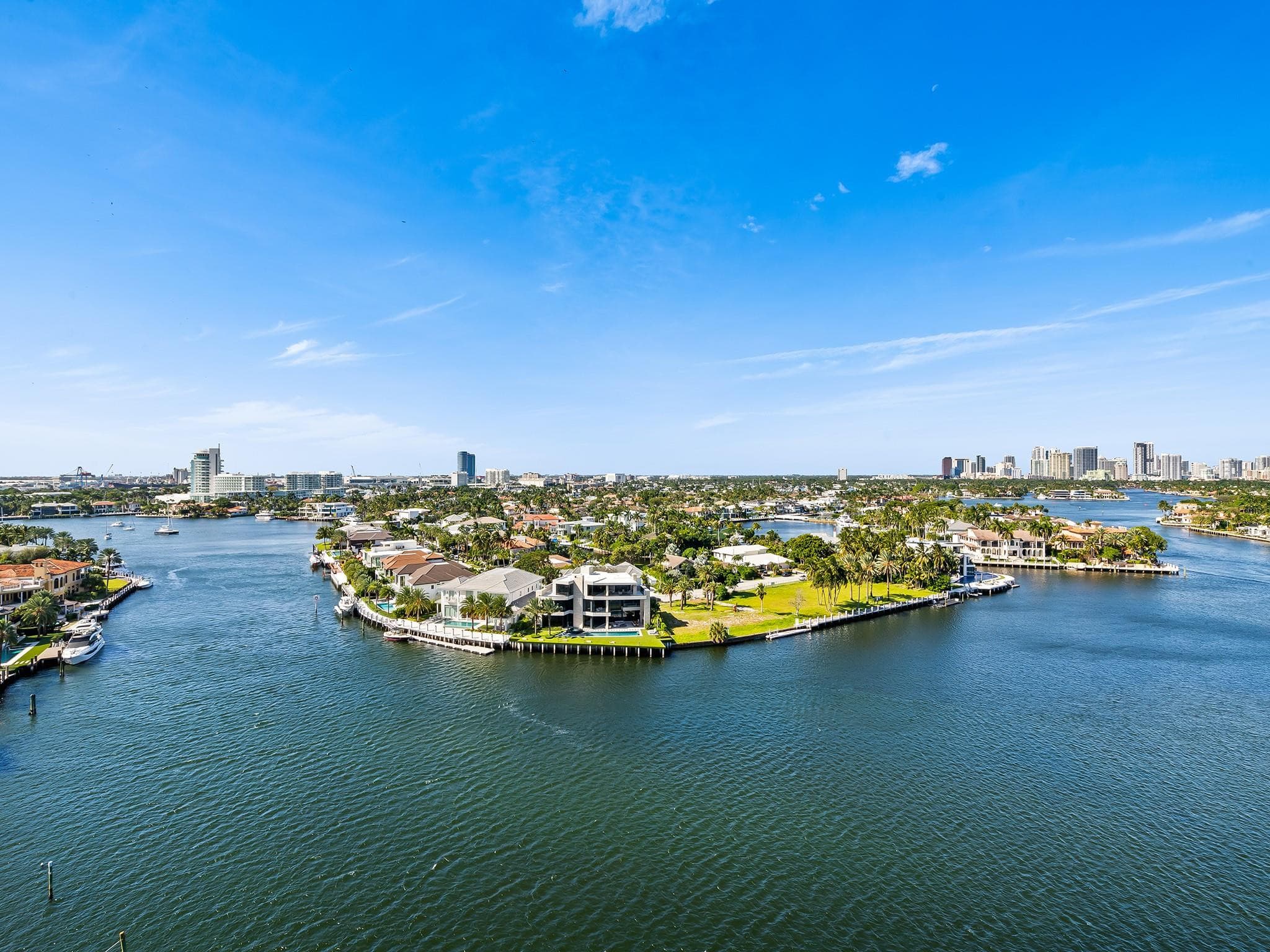 3055 Harbor Drive 1402, Fort Lauderdale, FL 33316 — photo 5 of 40