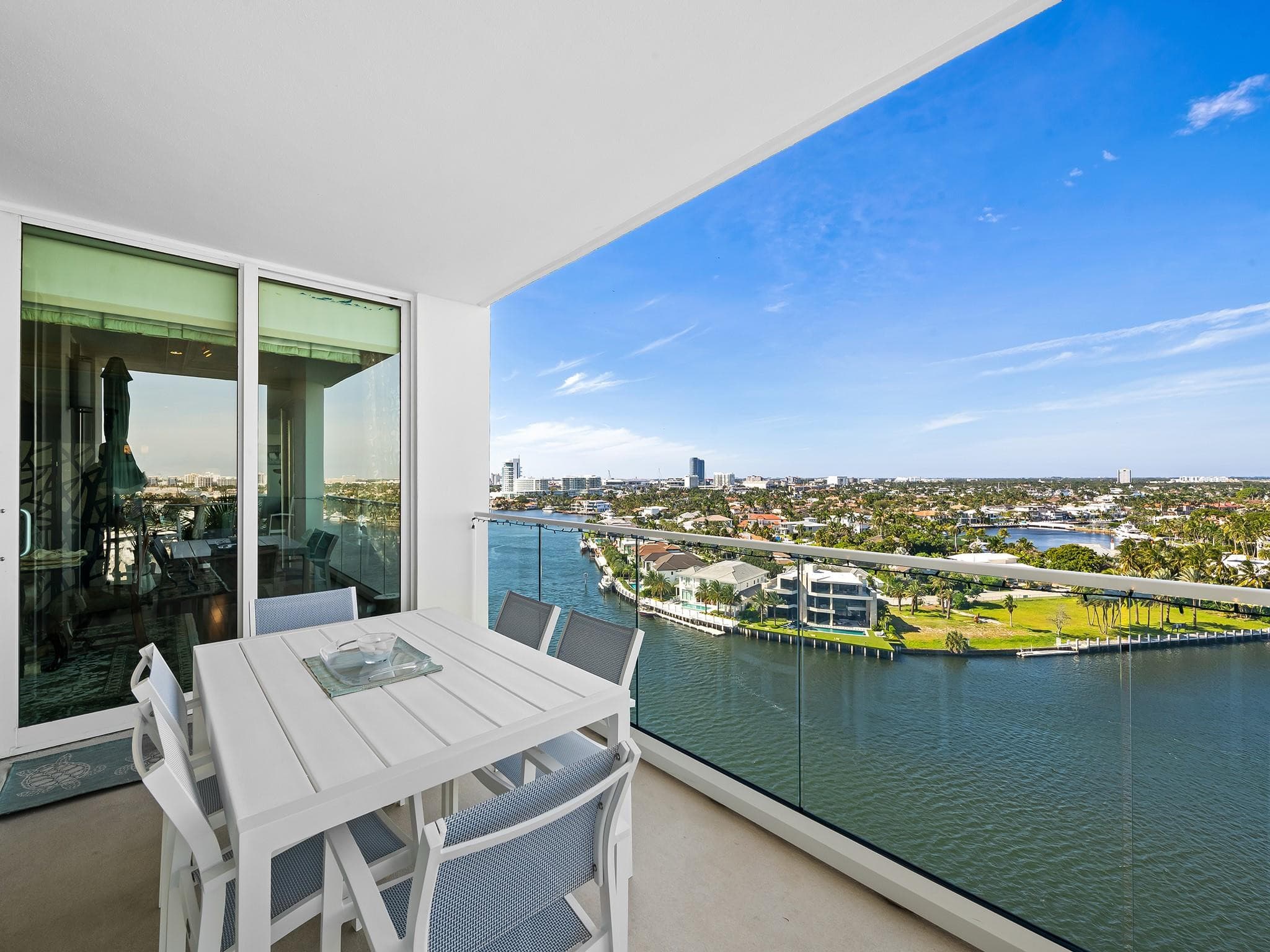 3055 Harbor Drive 1402, Fort Lauderdale, FL 33316 — photo 8 of 40