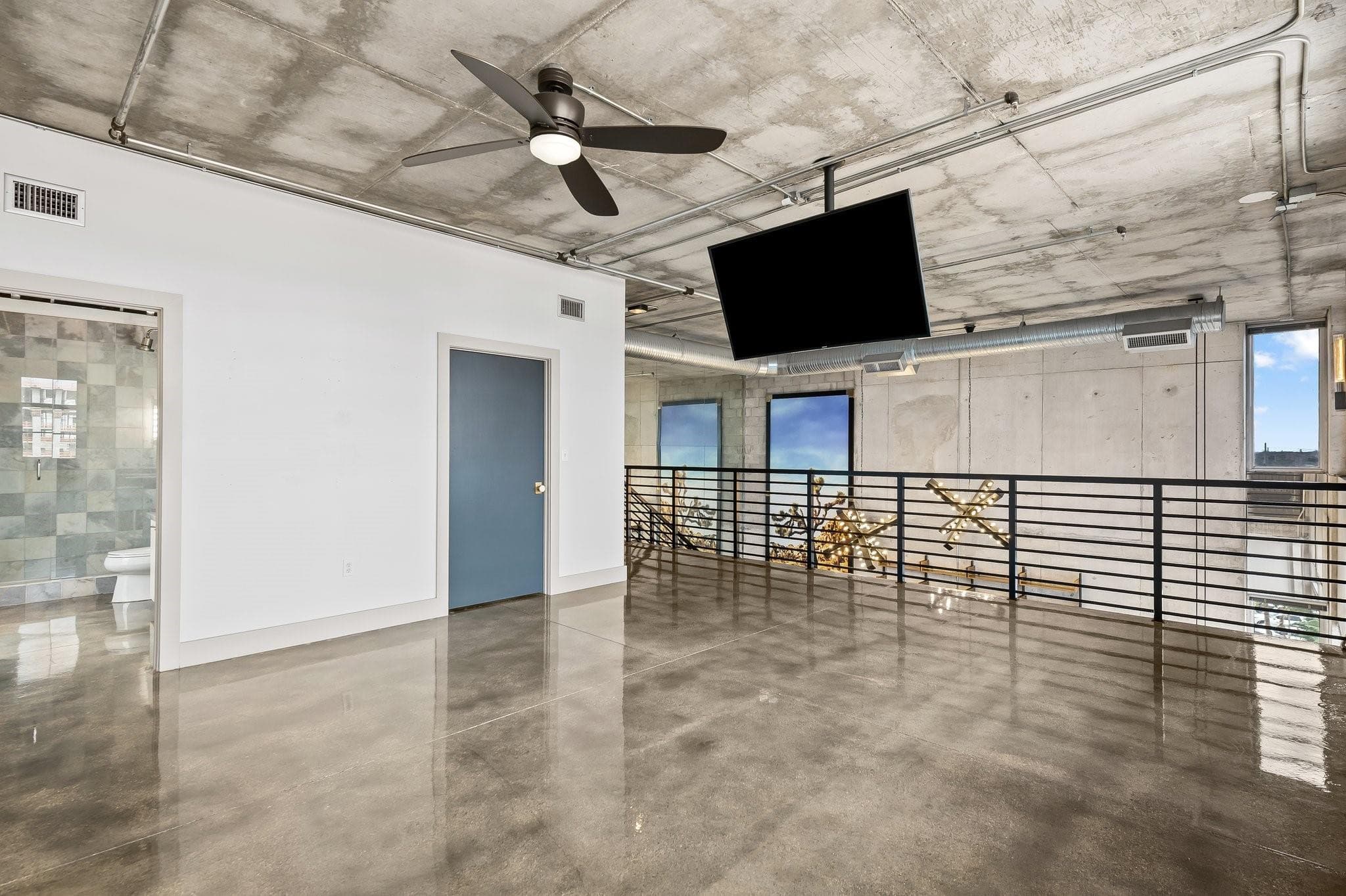 445 N Andrews Avenue 404, Fort Lauderdale, FL 33301 — photo 15 of 28