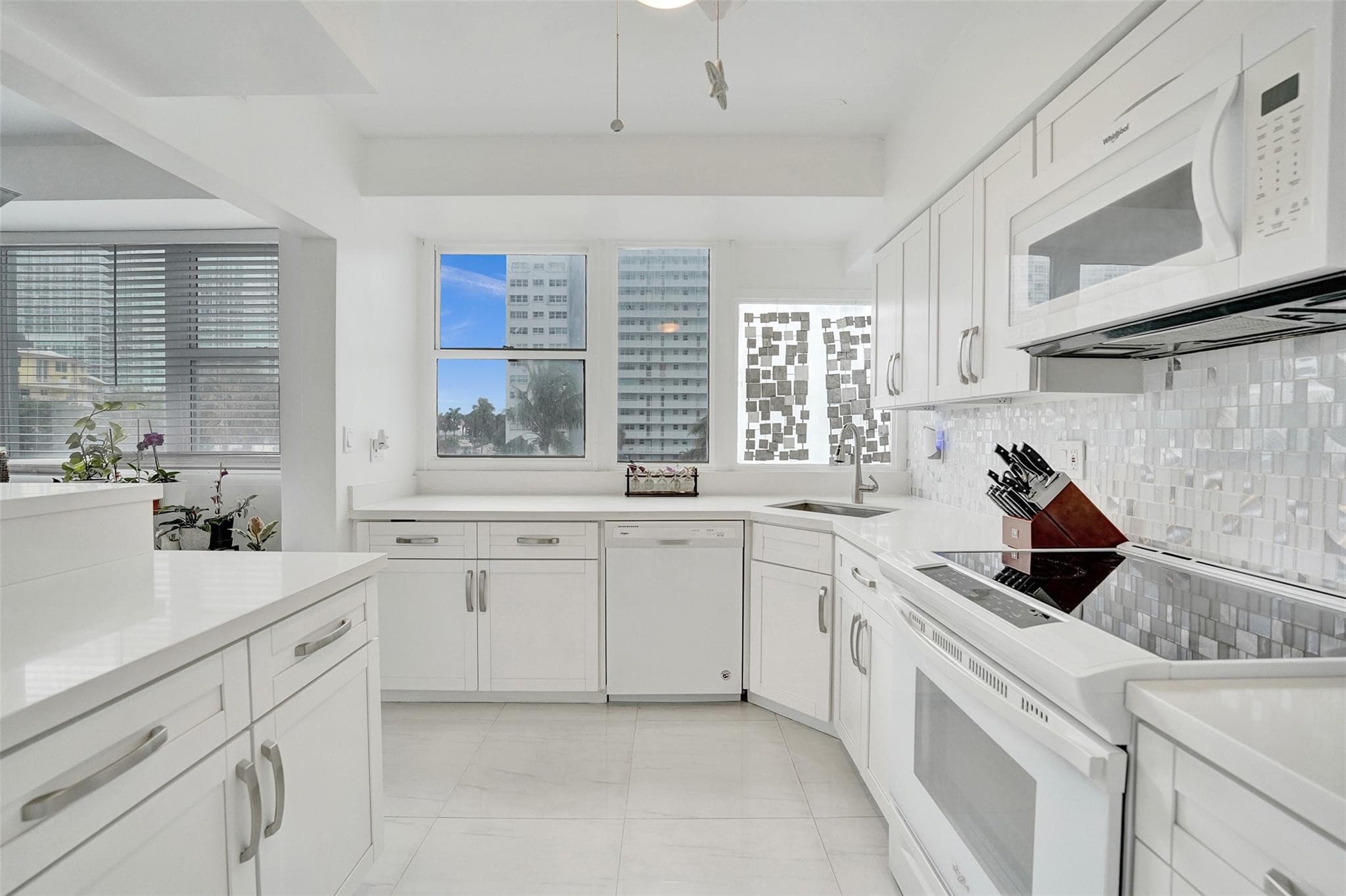 1900 S Ocean Drive 301, Fort Lauderdale, FL 33316 — photo 10 of 78