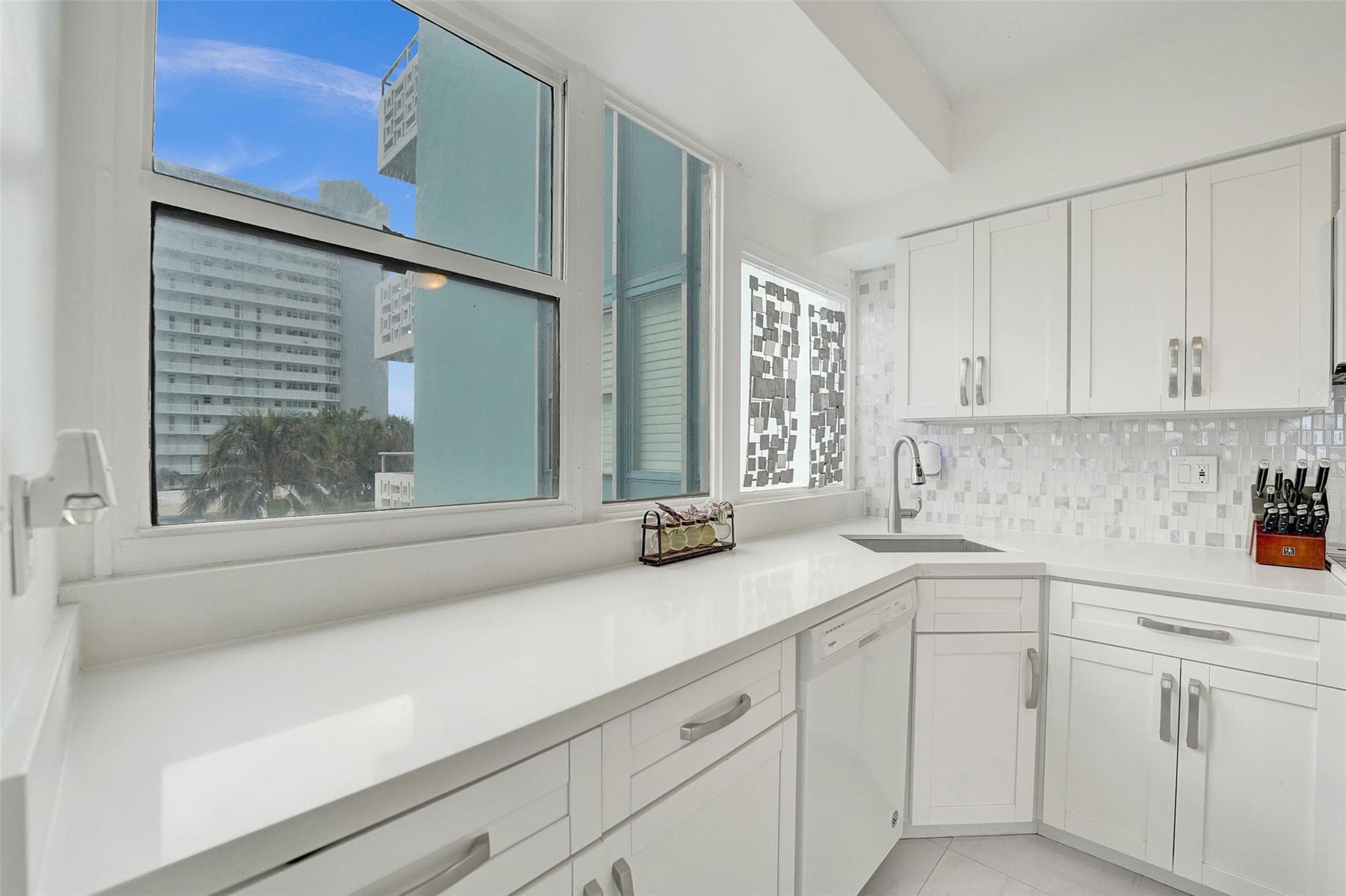 1900 S Ocean Drive 301, Fort Lauderdale, FL 33316 — photo 13 of 78