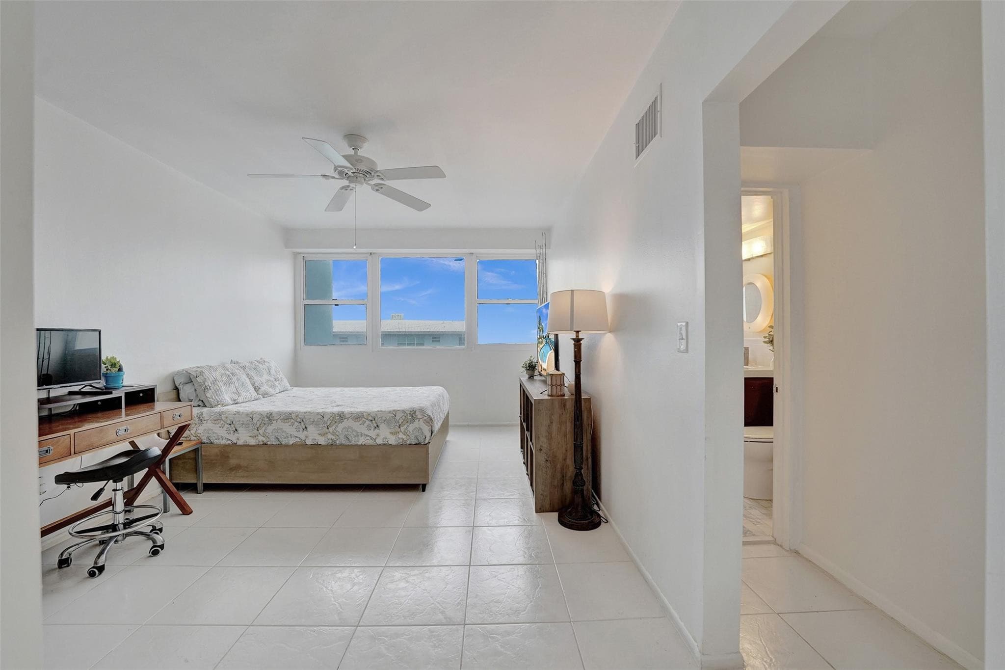 1900 S Ocean Drive 301, Fort Lauderdale, FL 33316 — photo 28 of 78