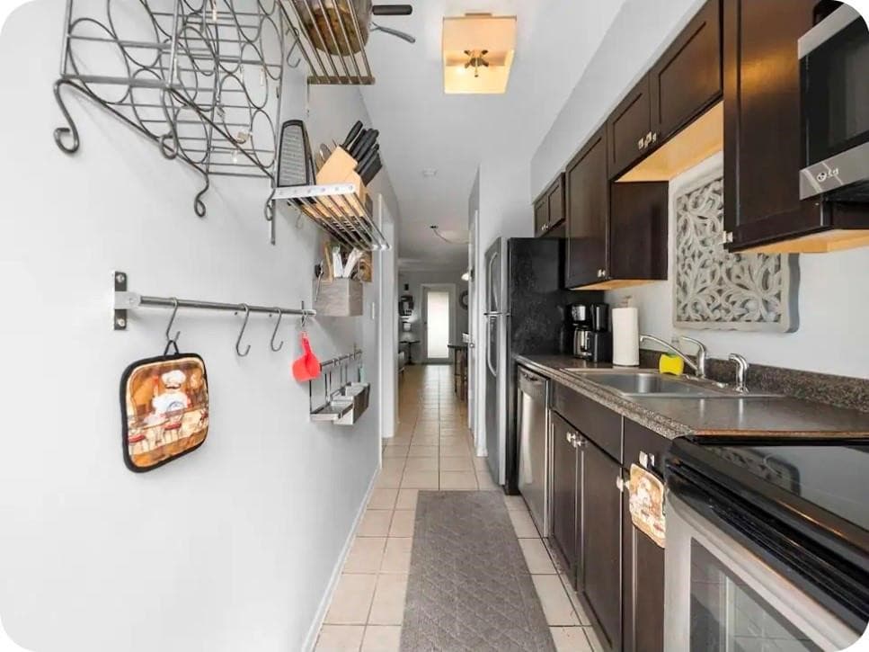 2225 NE 14th Avenue, Fort Lauderdale, FL 33305 — photo 16 of 31