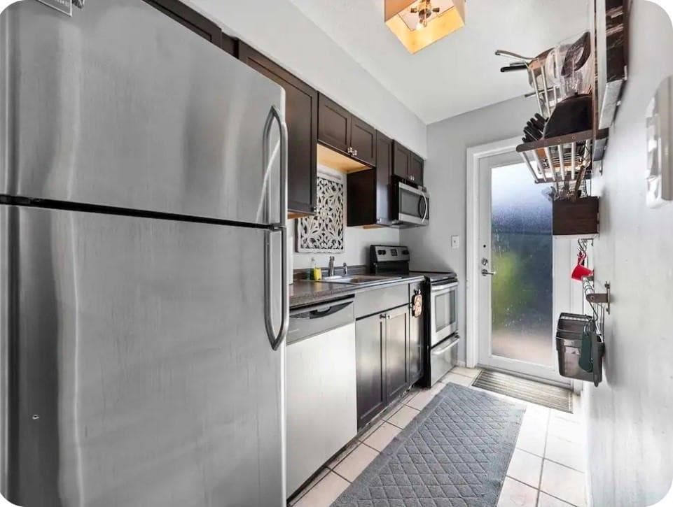 2225 NE 14th Avenue, Fort Lauderdale, FL 33305 — photo 15 of 31