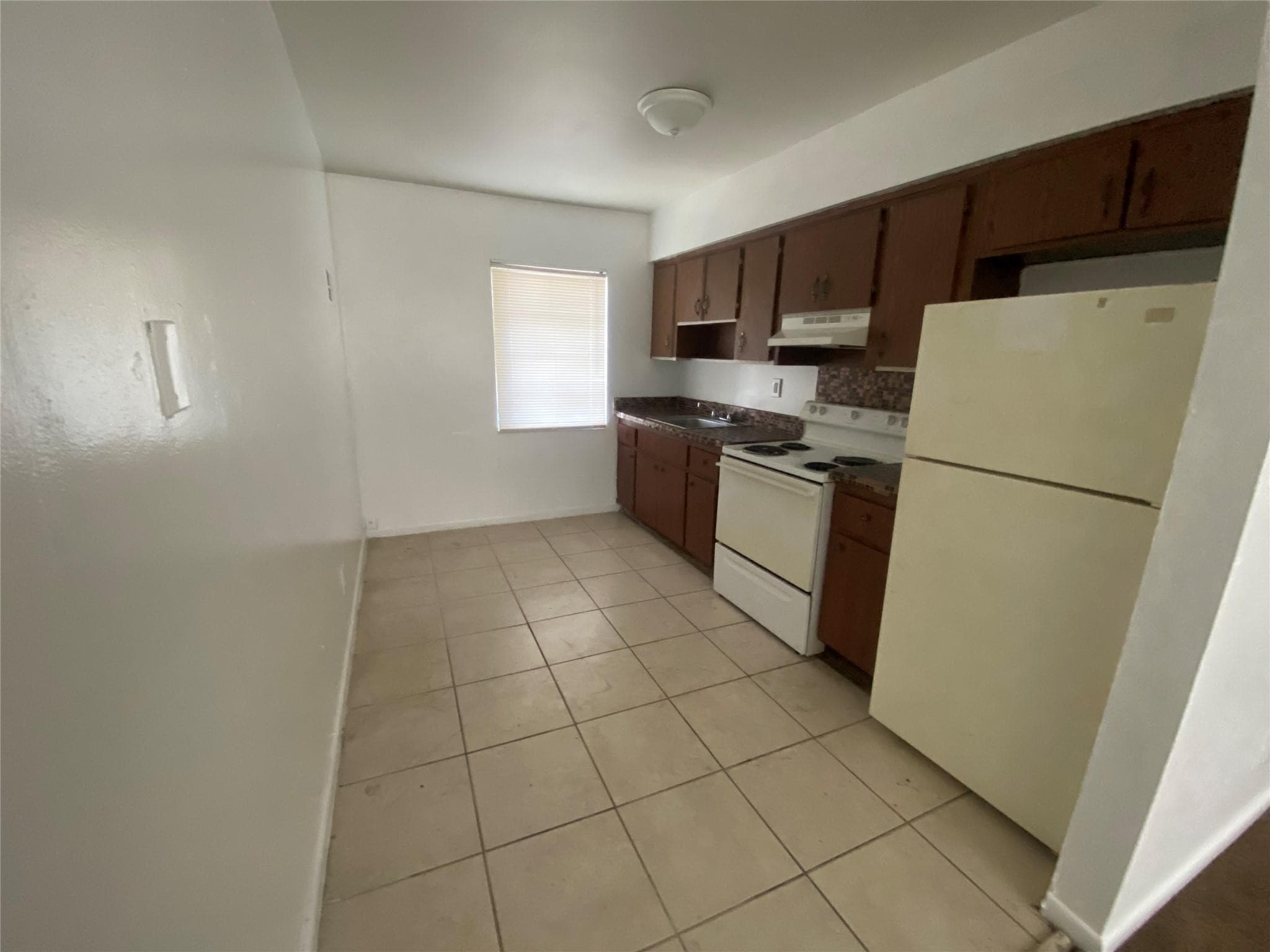 751 NW 5th Street, Fort Lauderdale, FL 33311 — photo 9 of 21