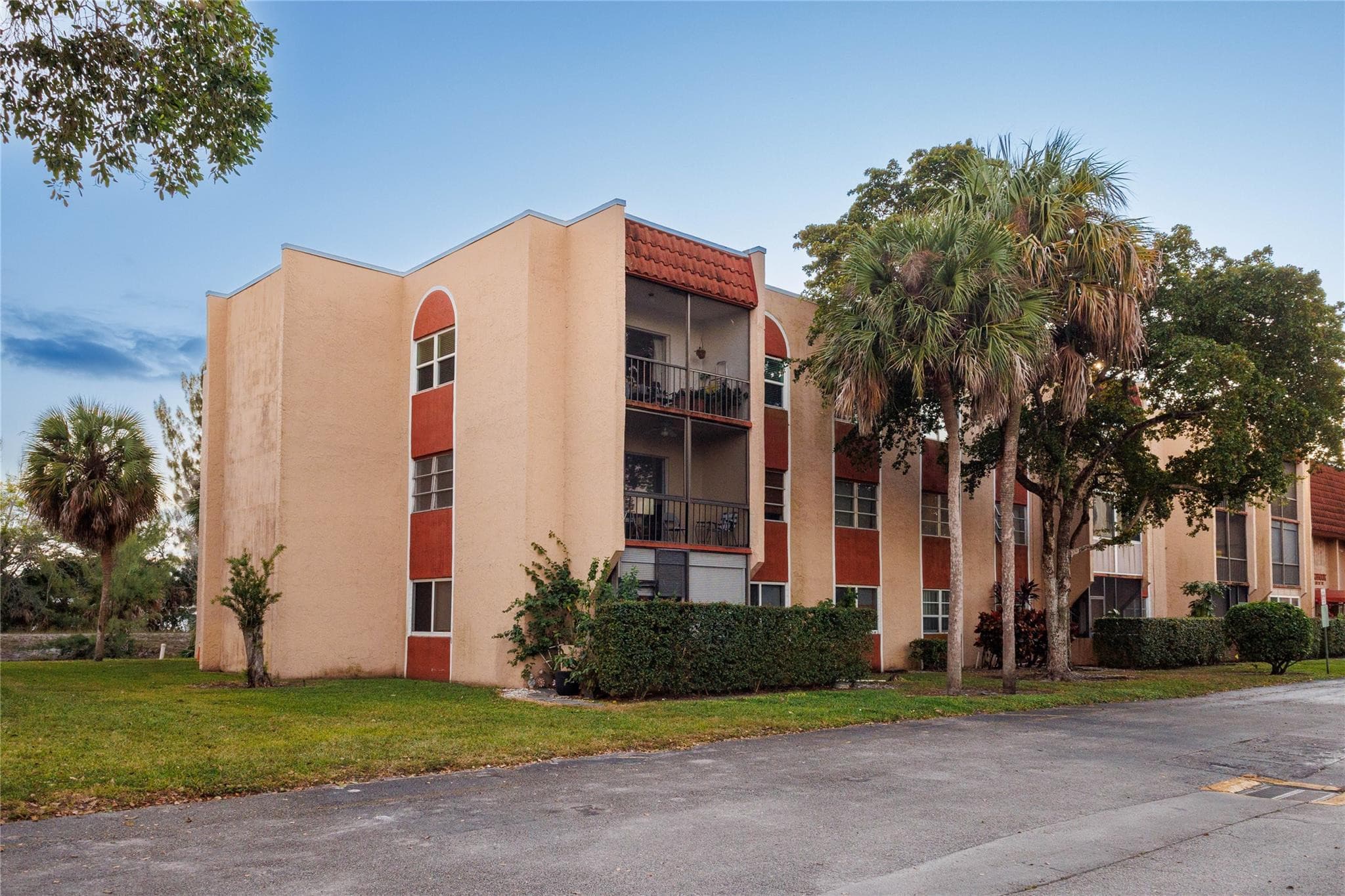 8220 SW 24th Street 4115, North Lauderdale, FL 33068 — photo 23 of 29