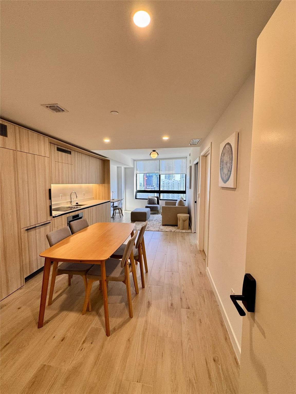 225 N Miami Avenue 2507, Miami, FL 33128 — photo 3 of 34