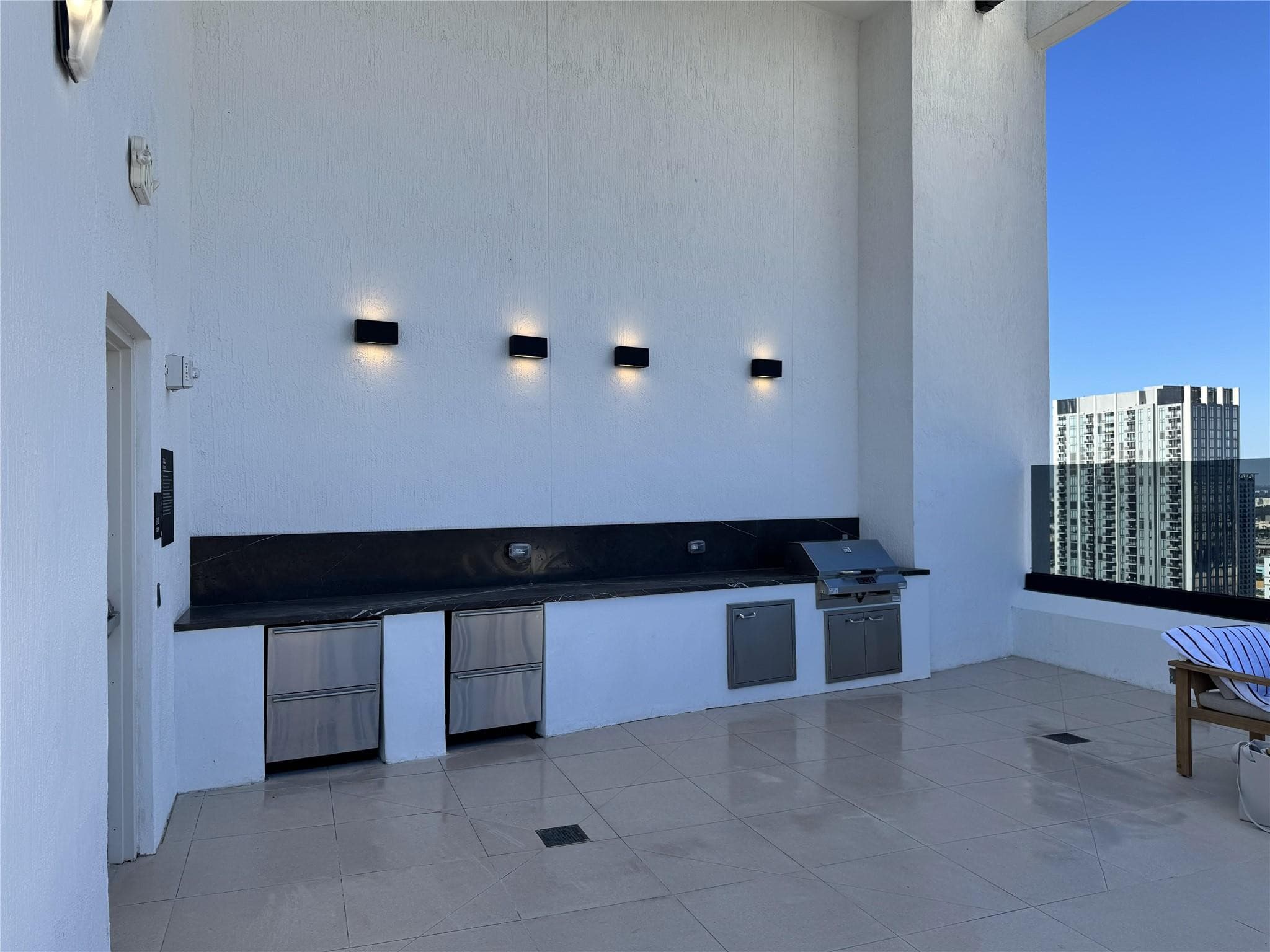 225 N Miami Avenue 2507, Miami, FL 33128 — photo 21 of 34