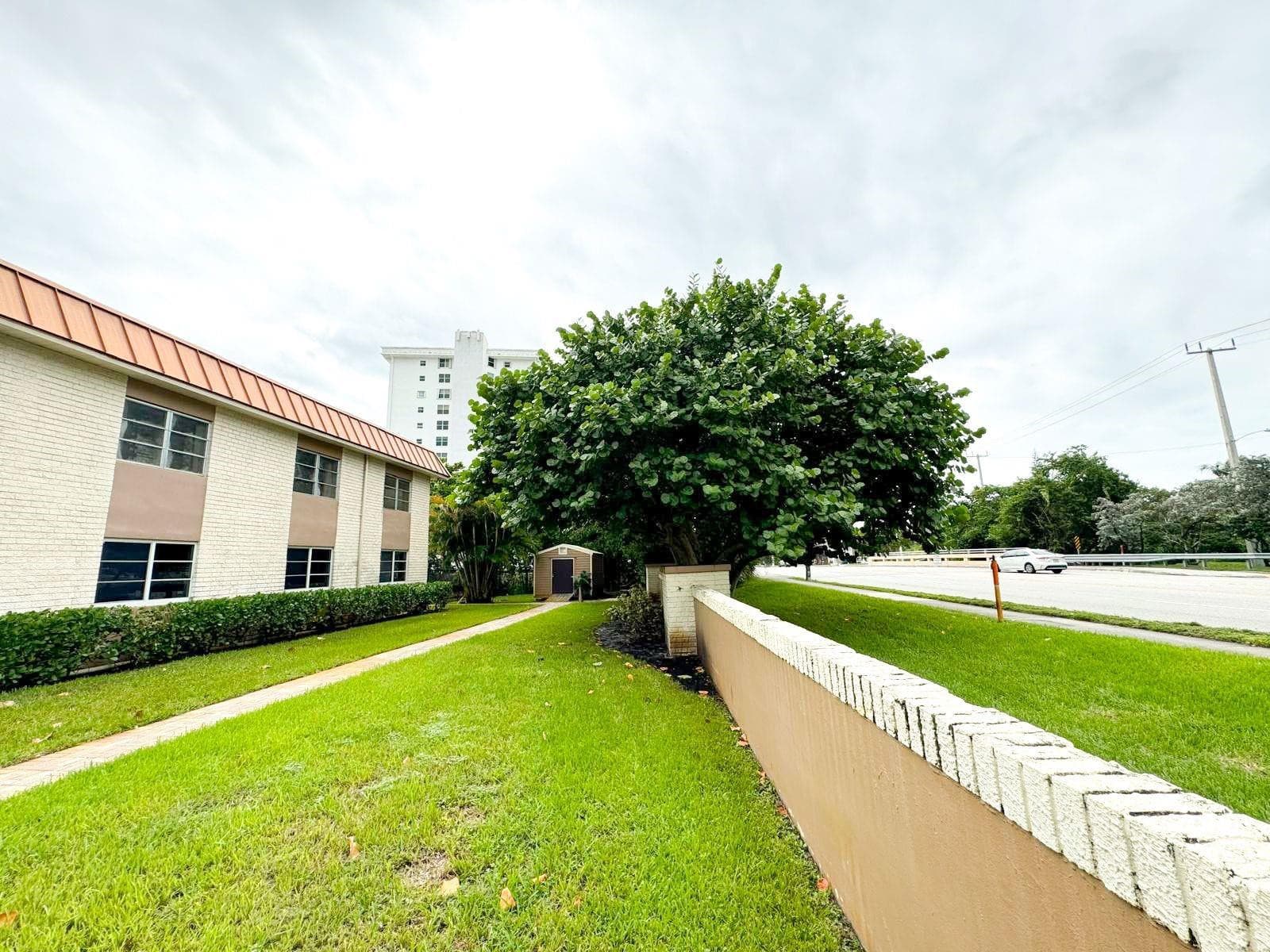 12 NE 19th Court 204A, Wilton Manors, FL 33305 — photo 18 of 21