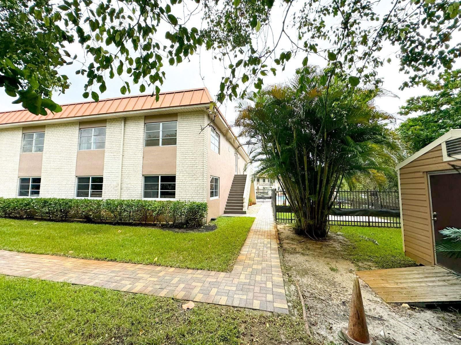 12 NE 19th Court 204A, Wilton Manors, FL 33305 — photo 19 of 21