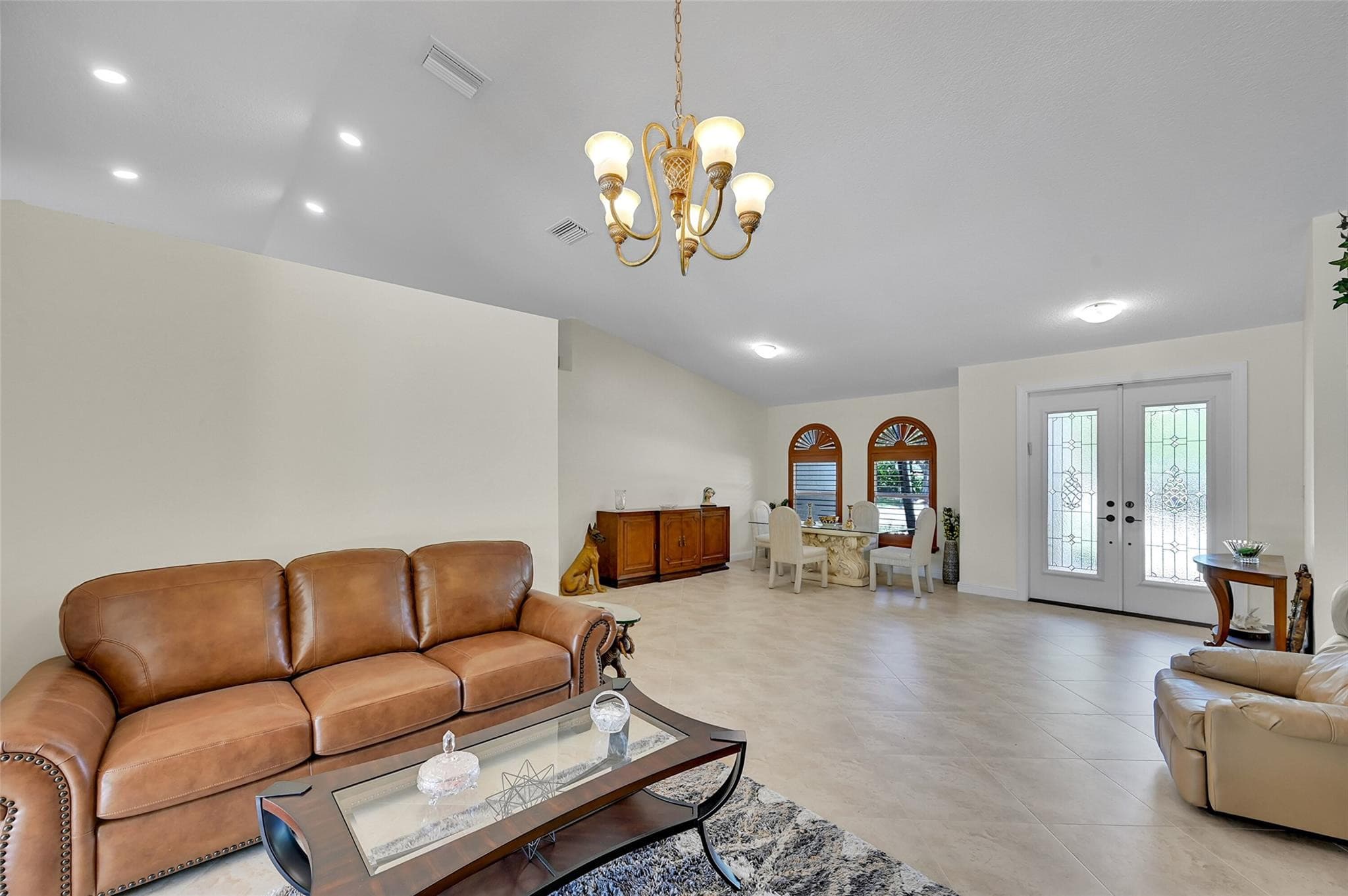 4910 NW 104th Avenue, Coral Springs, FL 33076 — photo 5 of 47