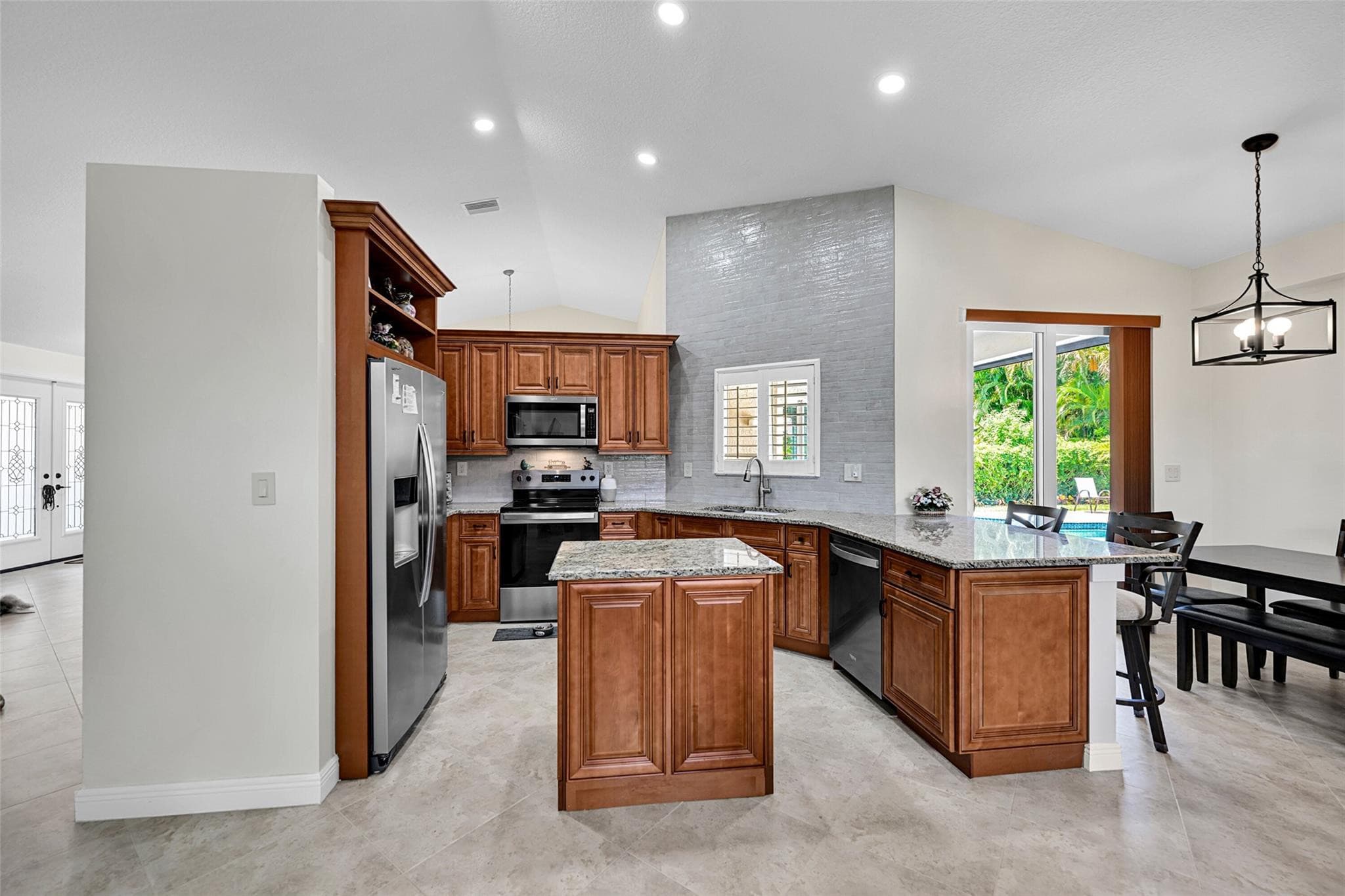 4910 NW 104th Avenue, Coral Springs, FL 33076 — photo 10 of 47