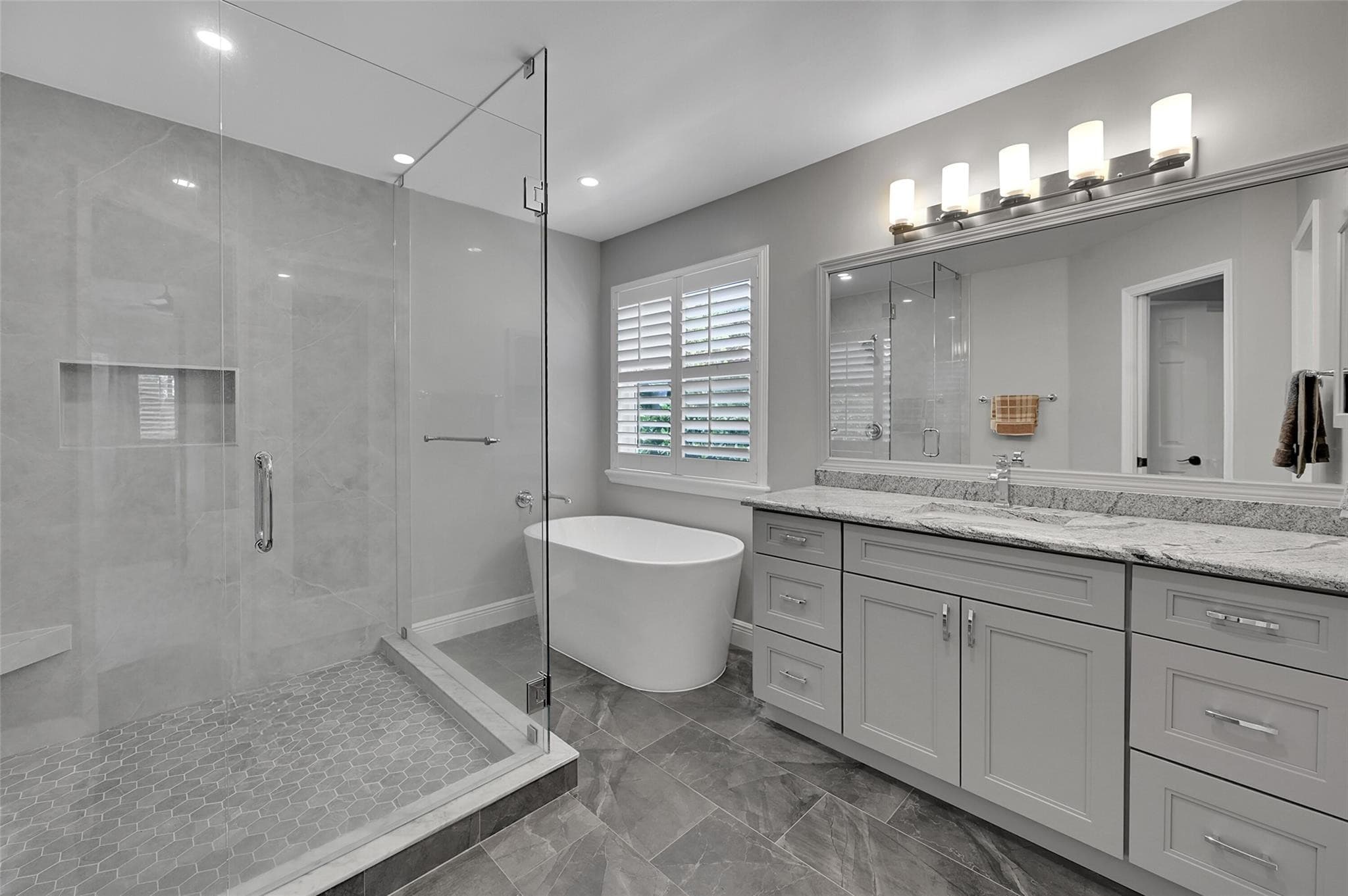 4910 NW 104th Avenue, Coral Springs, FL 33076 — photo 19 of 47