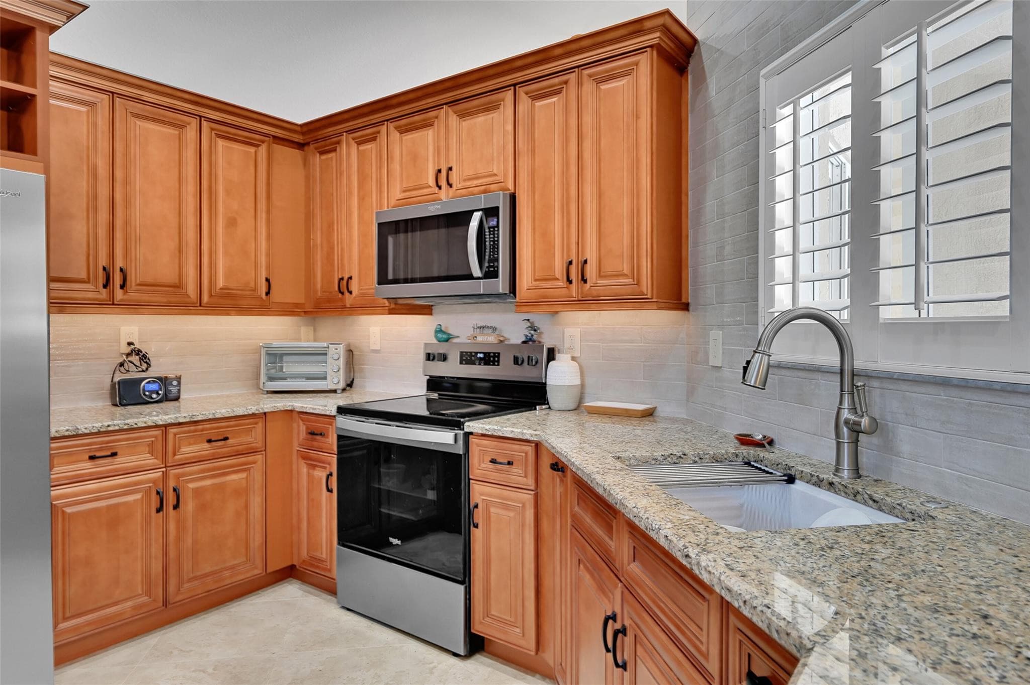 4910 NW 104th Avenue, Coral Springs, FL 33076 — photo 22 of 47