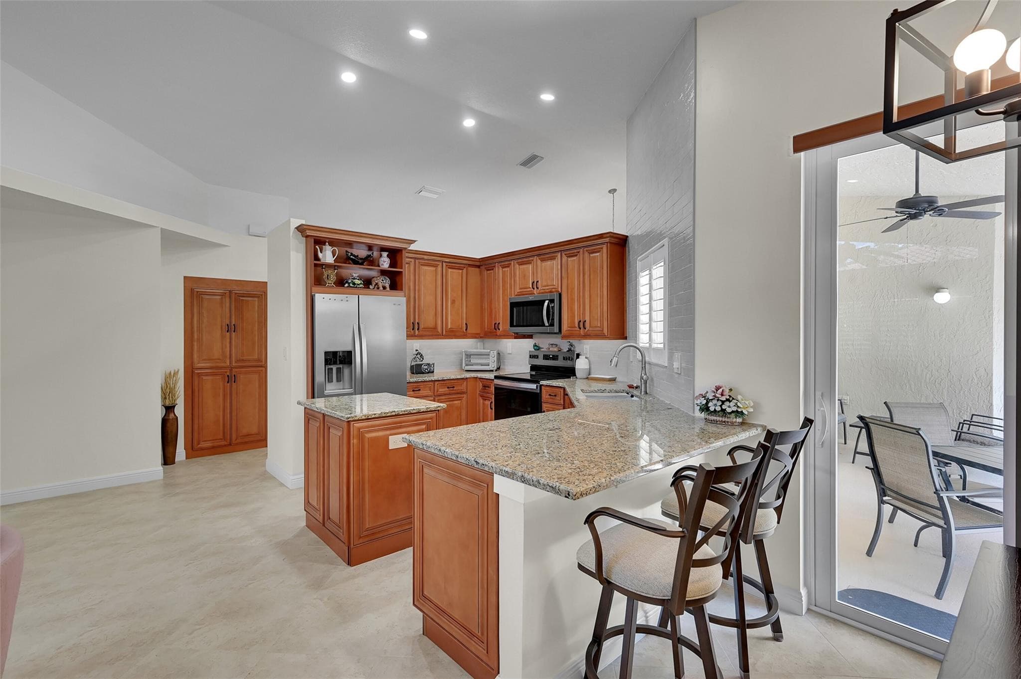 4910 NW 104th Avenue, Coral Springs, FL 33076 — photo 23 of 47