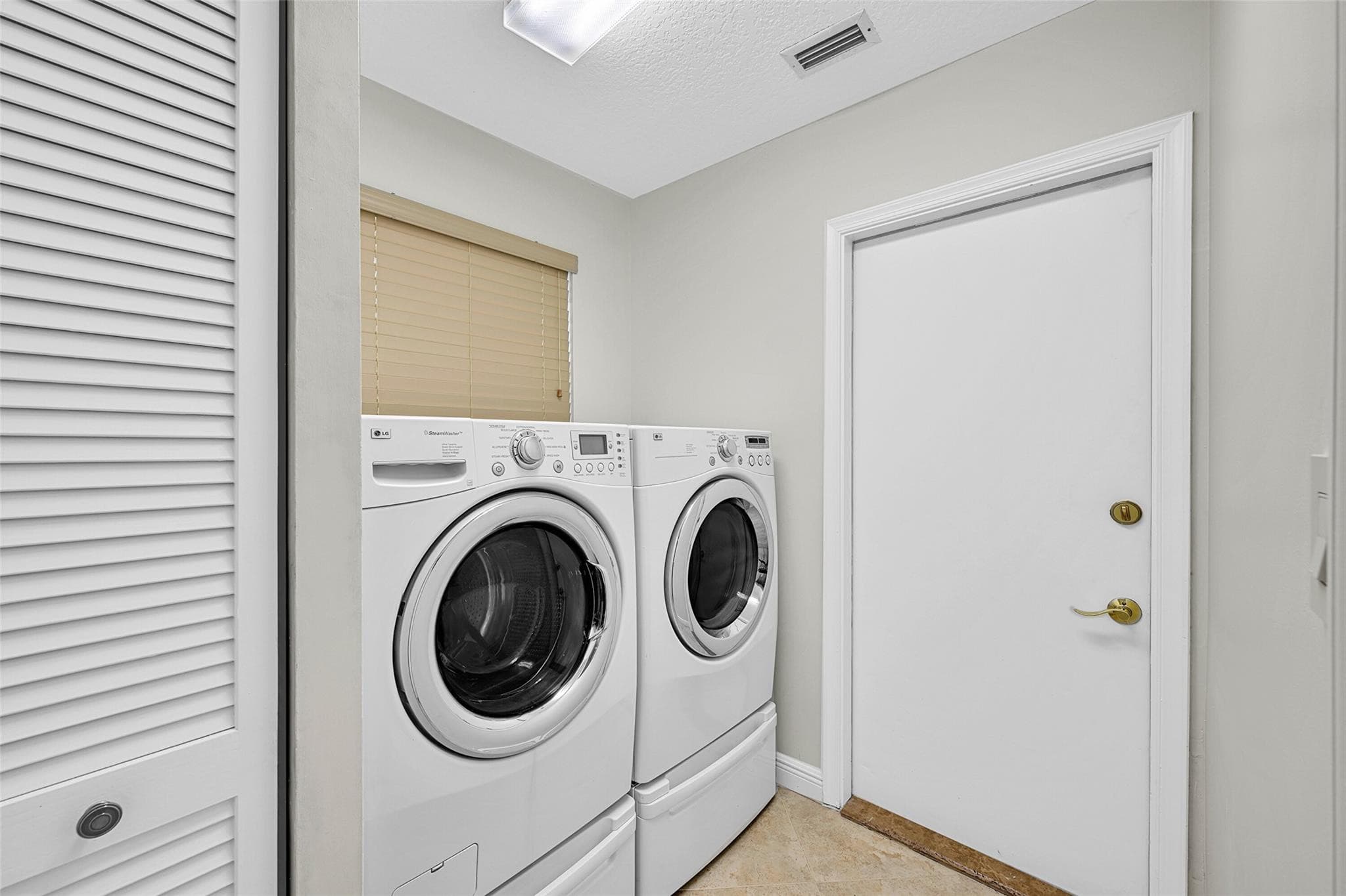4910 NW 104th Avenue, Coral Springs, FL 33076 — photo 41 of 47