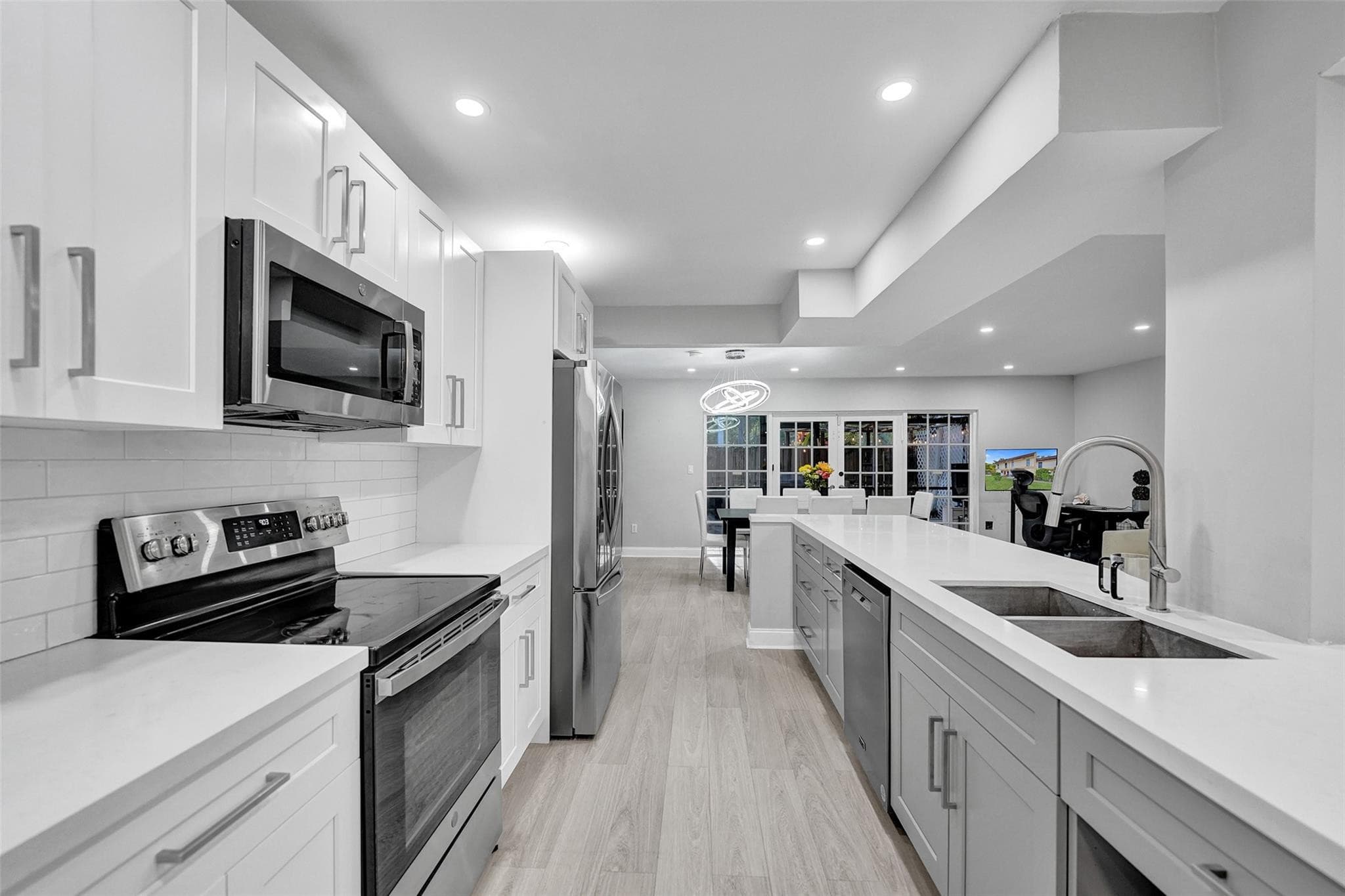 3301 Raleigh Street 4B, Hollywood, FL 33021 — photo 10 of 55