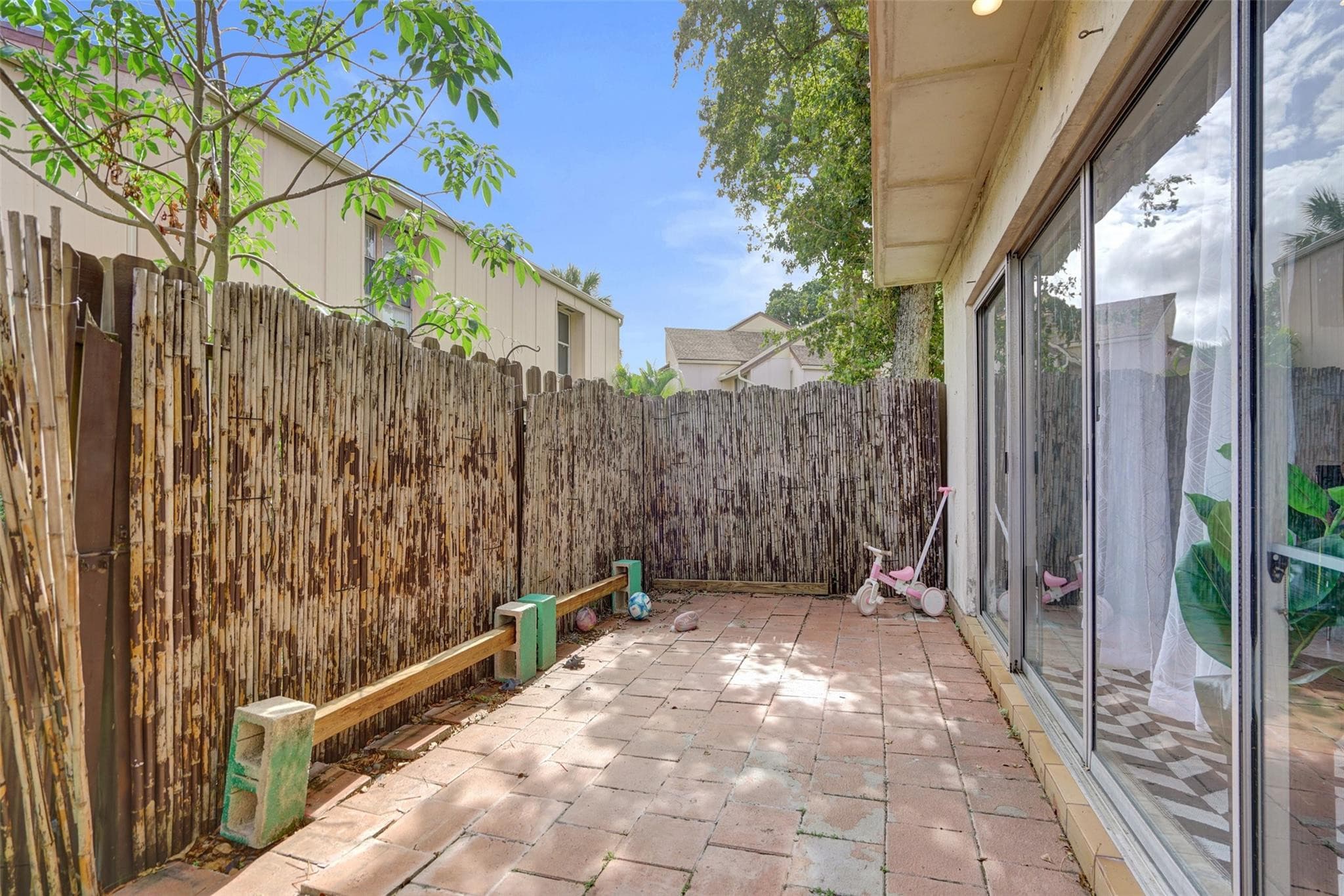 8226 NW 8th Place 6, Fort Lauderdale, FL 33324 — photo 19 of 30