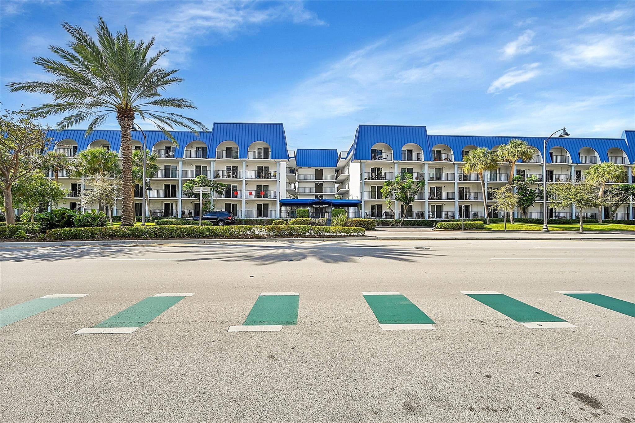3909 N Ocean Boulevard 108, Fort Lauderdale, FL 33308 — photo 3 of 37