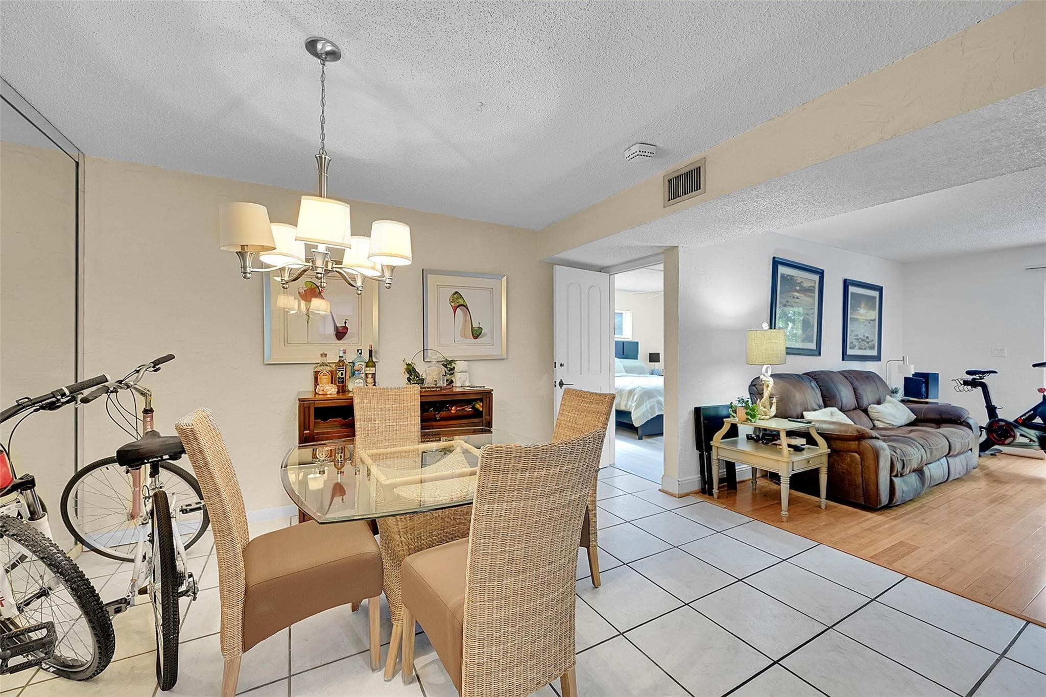 3909 N Ocean Boulevard 108, Fort Lauderdale, FL 33308 — photo 12 of 37