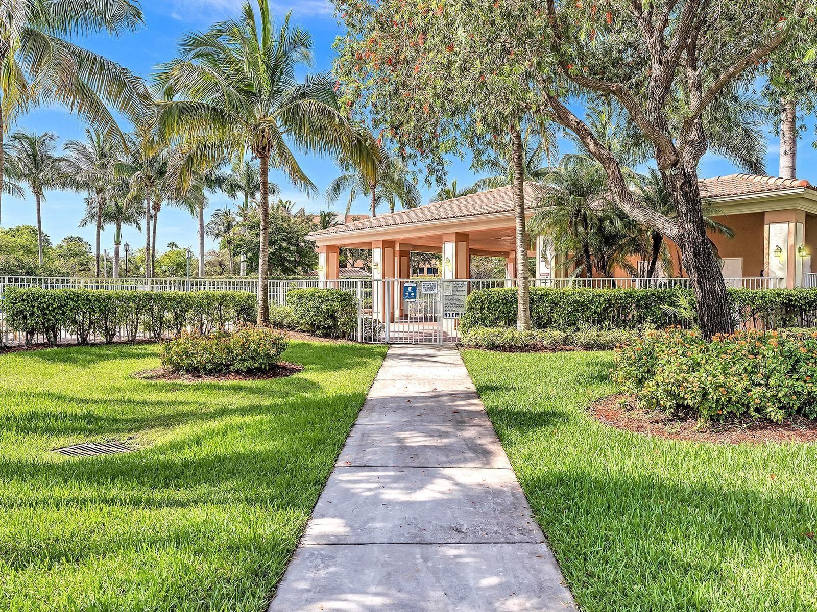 7735 Yardley Drive 201, Tamarac, FL 33321 — photo 41 of 70