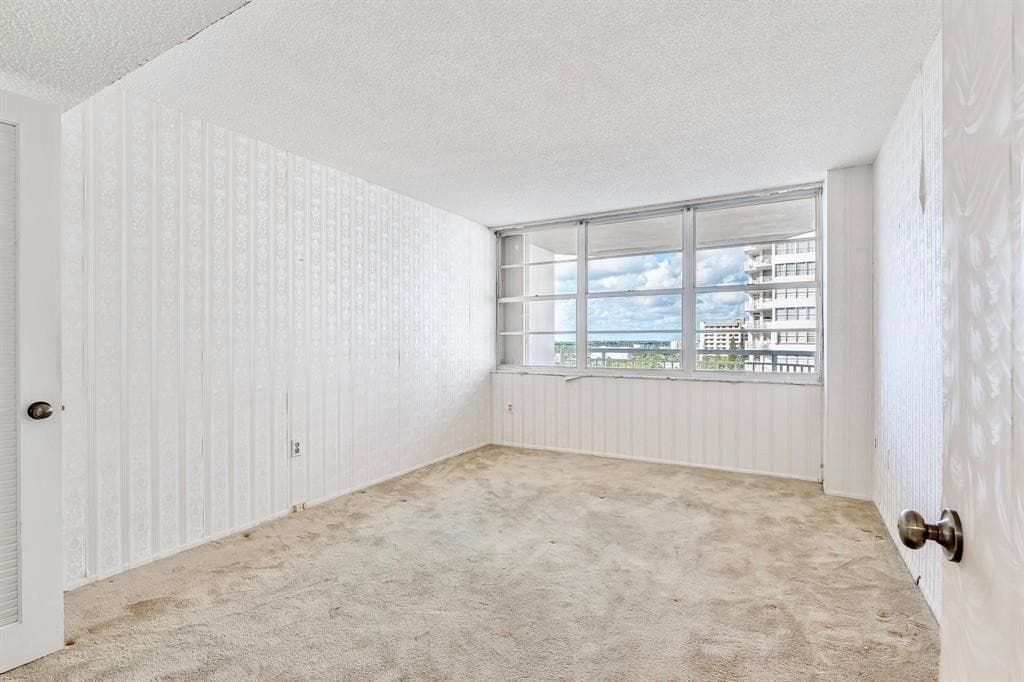 18031 Biscayne Boulevard 1104, Aventura, FL 33160 — photo 11 of 36