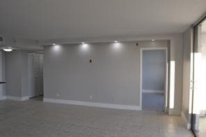 13499 Biscayne Boulevard 1106, North Miami, FL 33181 — photo 4 of 12