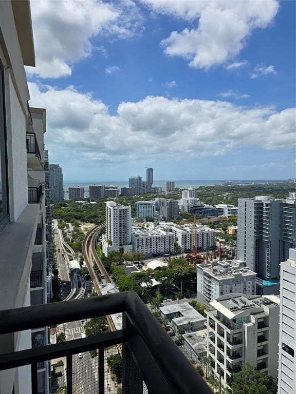 999 SW 1st Avenue 3313, Miami, FL 33130 — photo 8 of 9