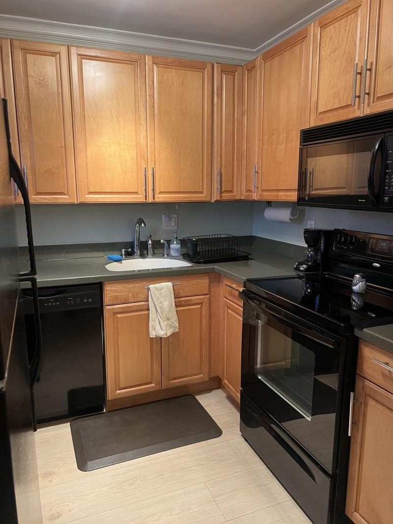 700 Layne Bl 212, Hallandale Beach, FL 33009 — photo 3 of 24