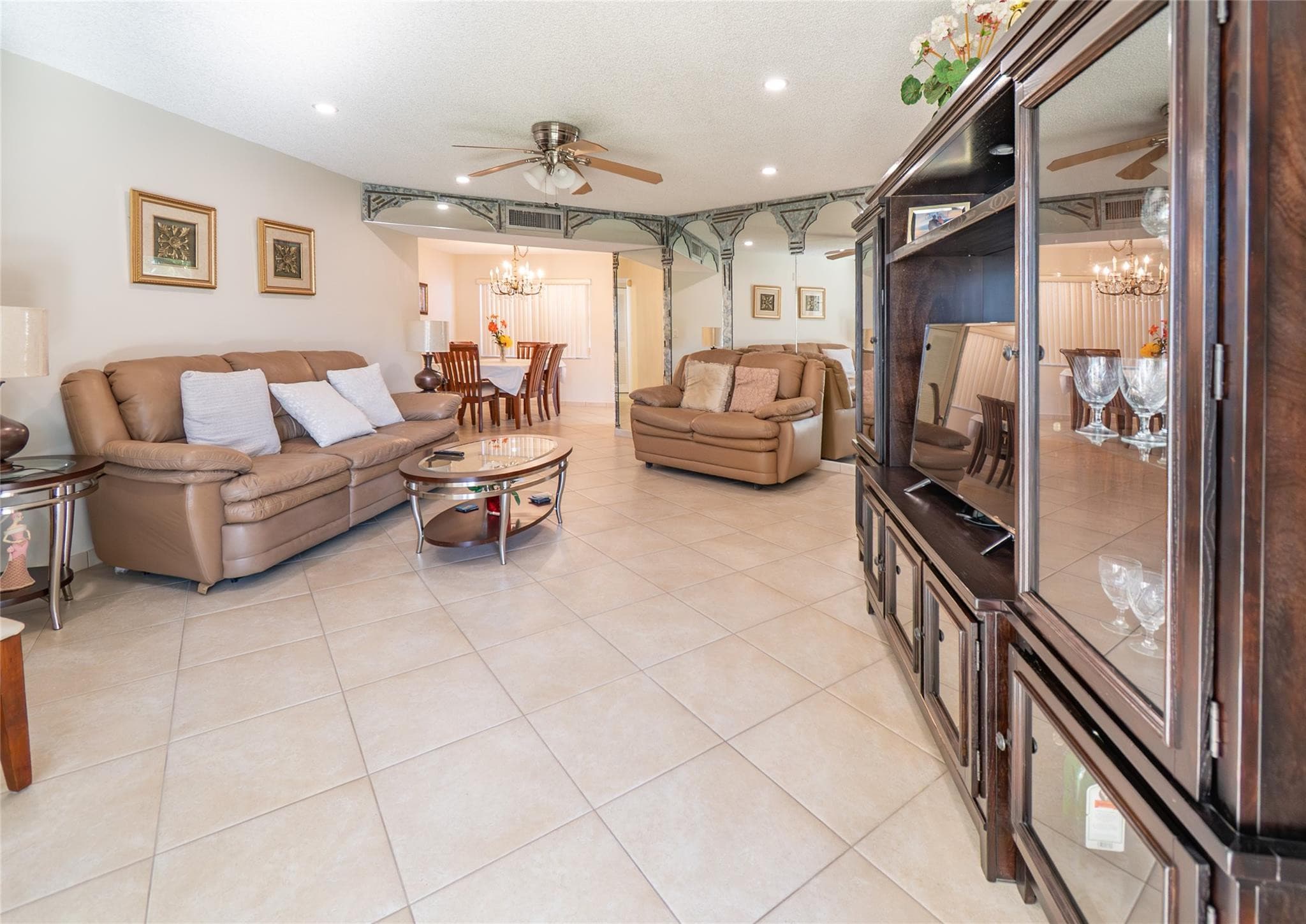 4000 NW 44th Avenue 208, Lauderdale Lakes, FL 33319 — photo 2 of 28