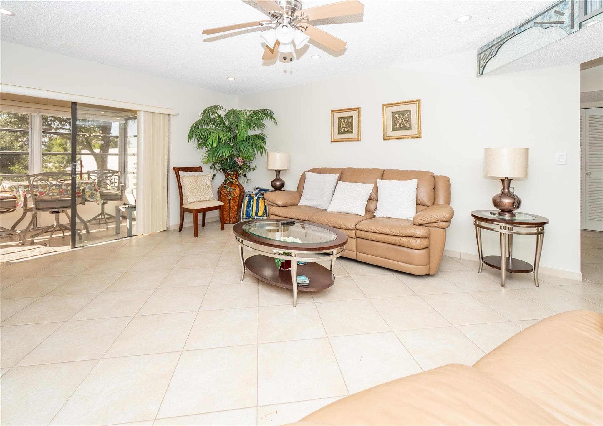 4000 NW 44th Avenue 208, Lauderdale Lakes, FL 33319 — photo 4 of 28