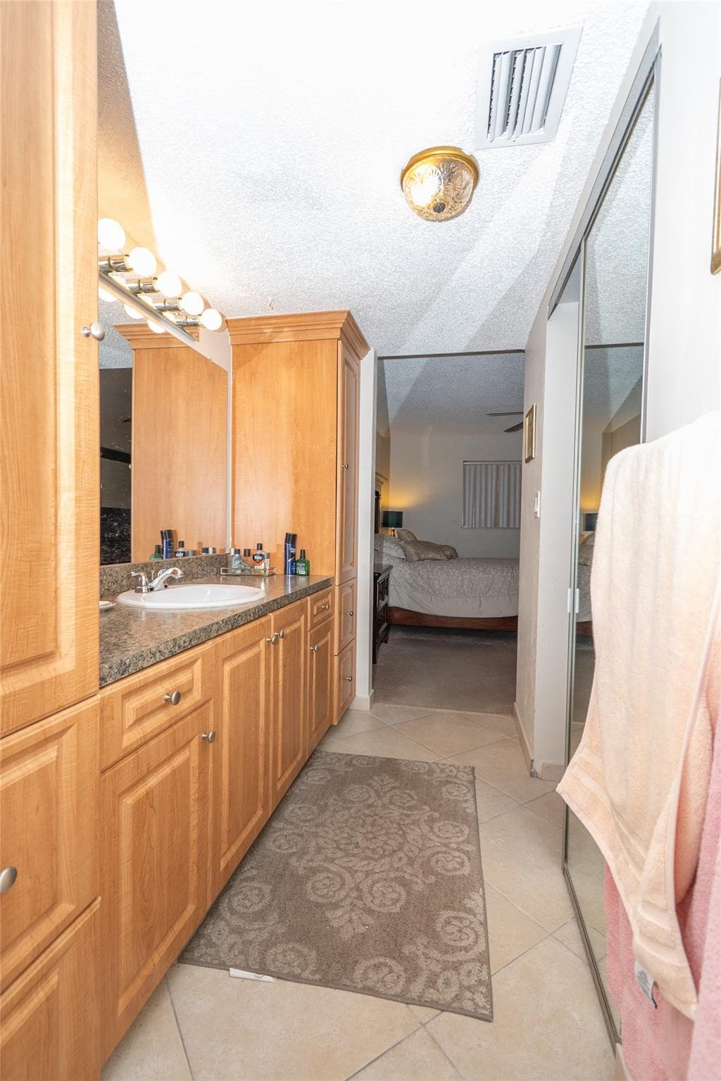 4000 NW 44th Avenue 208, Lauderdale Lakes, FL 33319 — photo 17 of 28