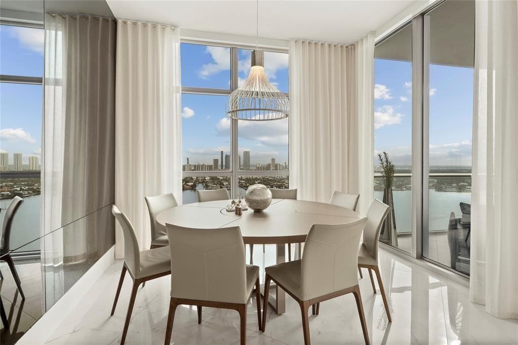 17301 Biscayne Boulevard Ph 7, Aventura, FL 33160 — photo 6 of 70