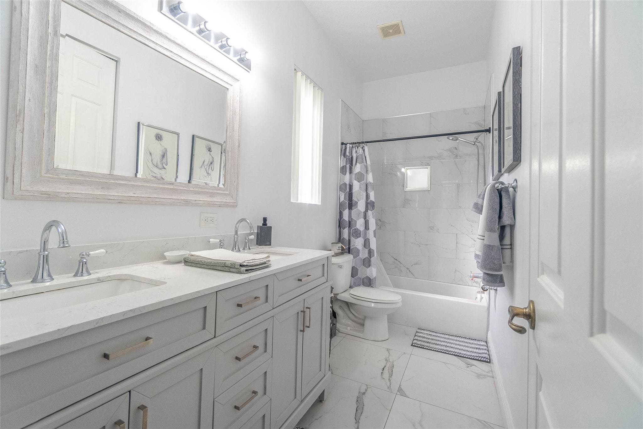 2514 Venetian Court 2514, Boynton Beach, FL 33426 — photo 18 of 37
